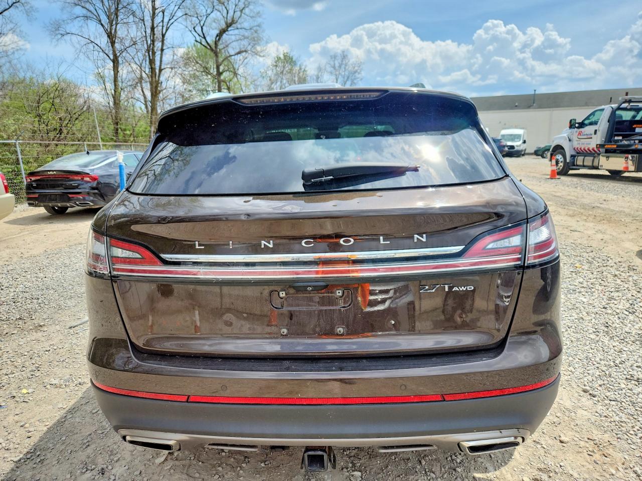 2020 Lincoln Nautilus Reserve Brown vin: 2LMPJ8KP8LBL15491