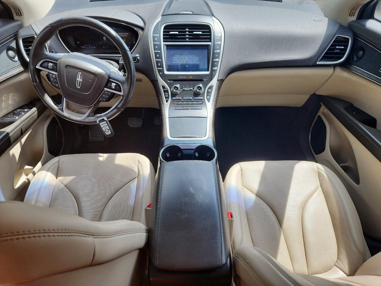 2020 Lincoln Nautilus Reserve Brown vin: 2LMPJ8KP8LBL15491