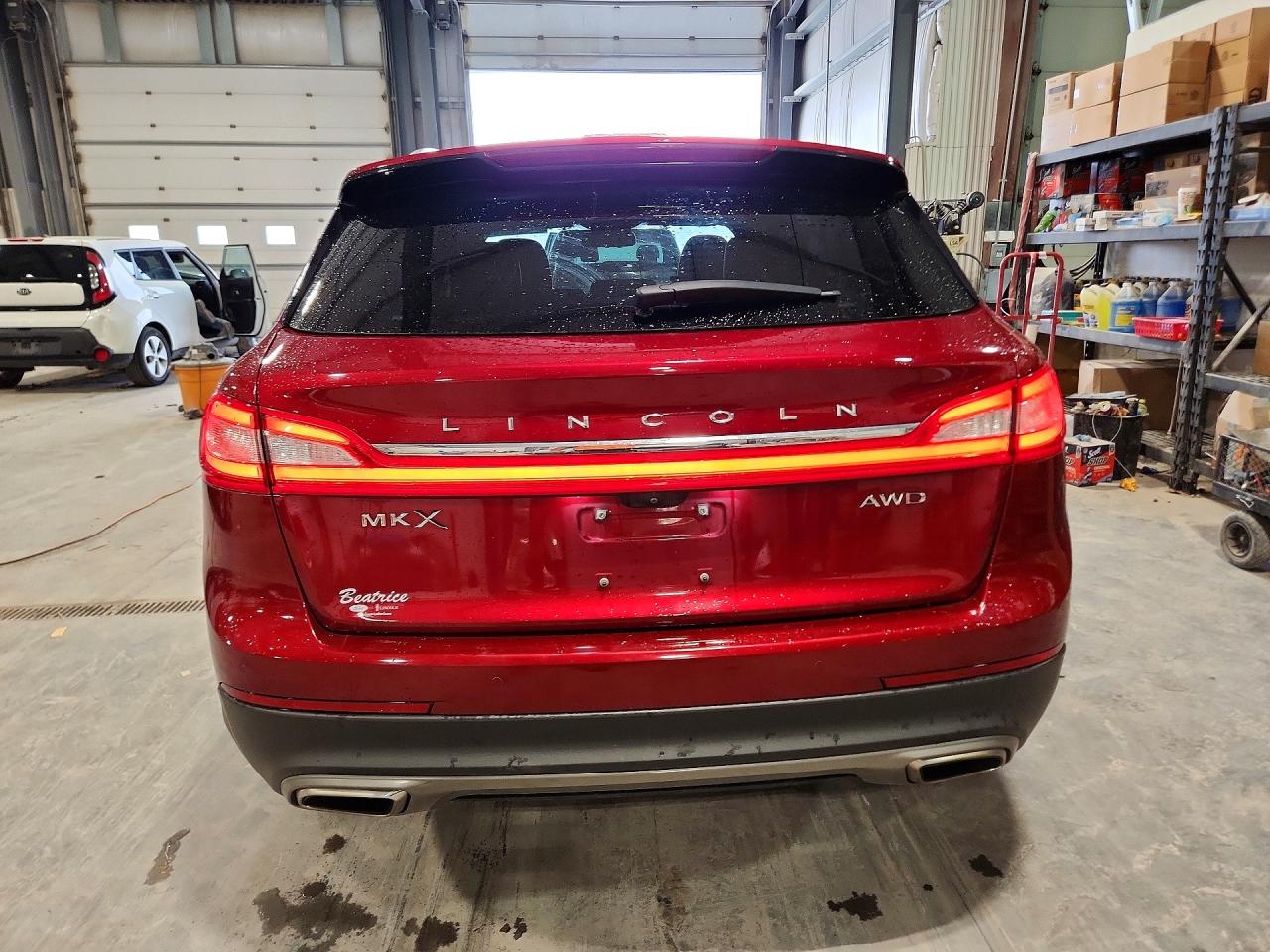 2017 Lincoln Mkx Select Burgundy vin: 2LMPJ8KR5HBL44956