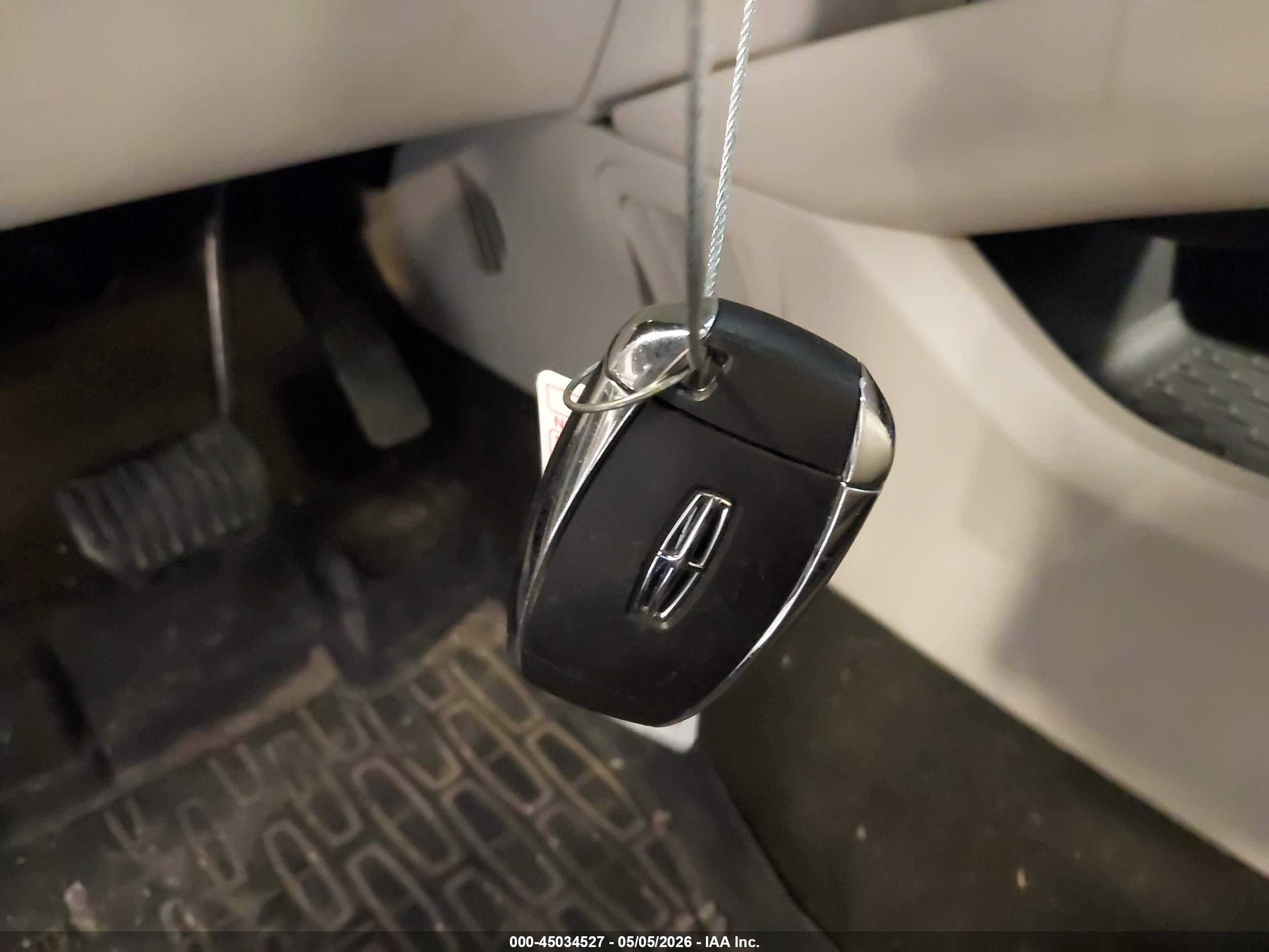2019 Lincoln Nautilus Reserve Tan vin: 2LMPJ8L94KBL58613