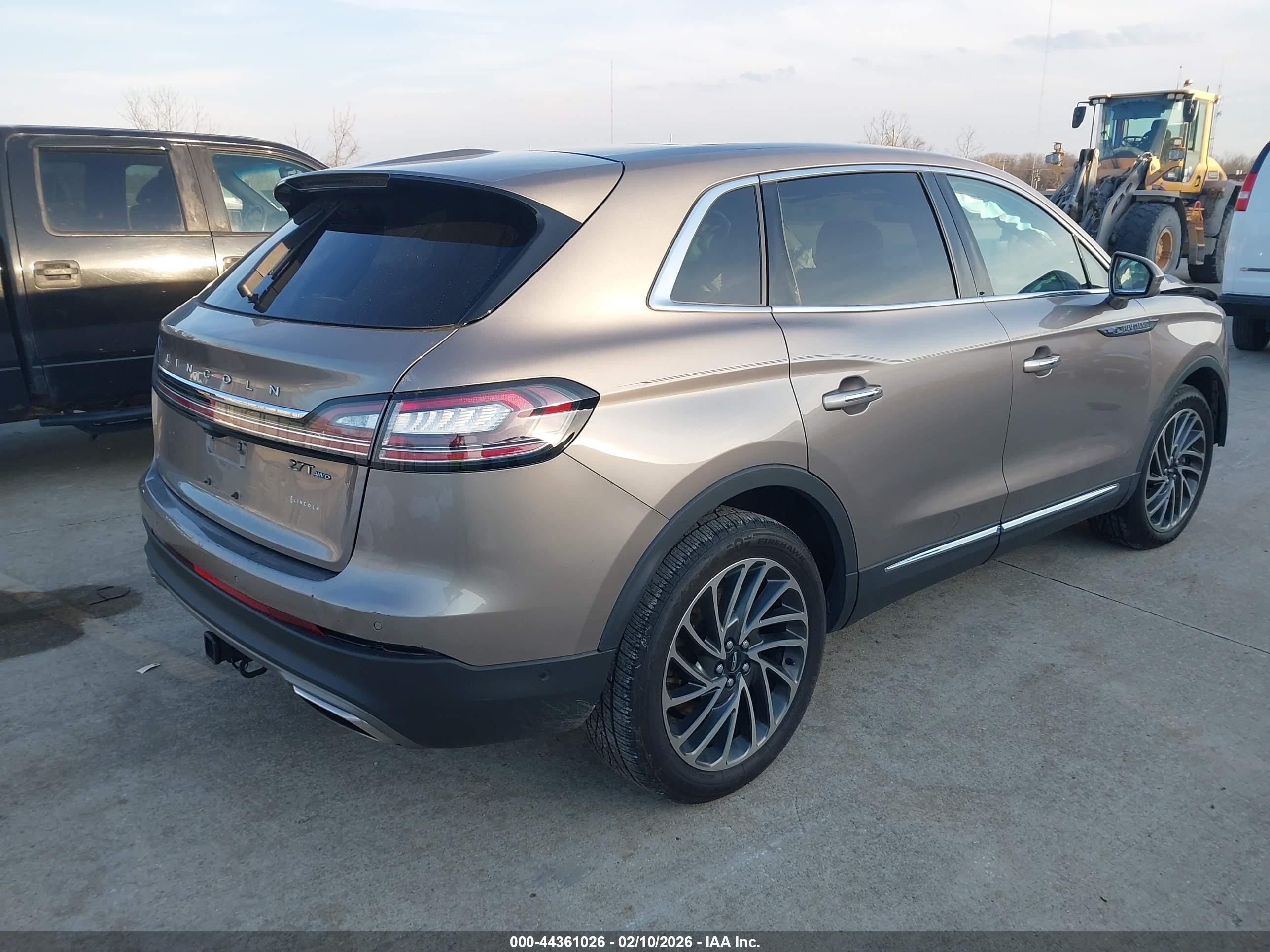 2019 Lincoln Nautilus Reserve Brown vin: 2LMPJ8LP1KBL51391