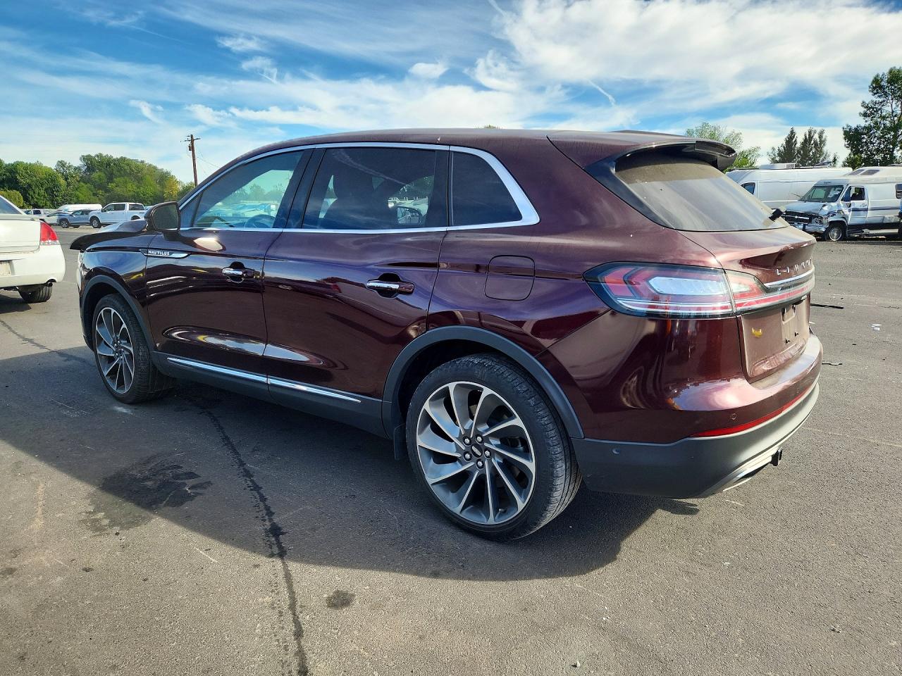 2019 Lincoln Nautilus Reserve Burgundy vin: 2LMPJ8LP3KBL12527