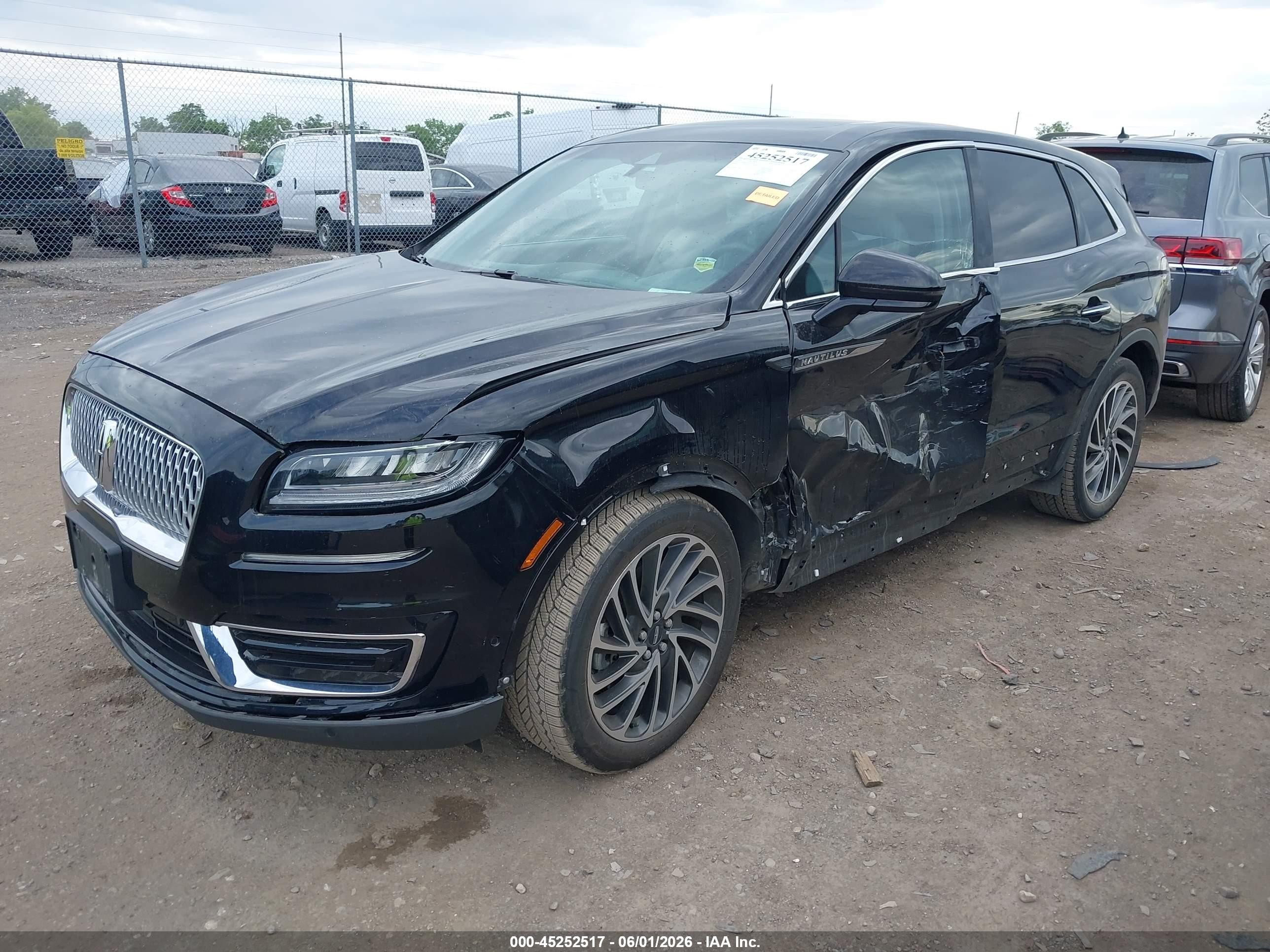 2019 Lincoln Nautilus Reserve Black vin: 2LMPJ8LP3KBL21728
