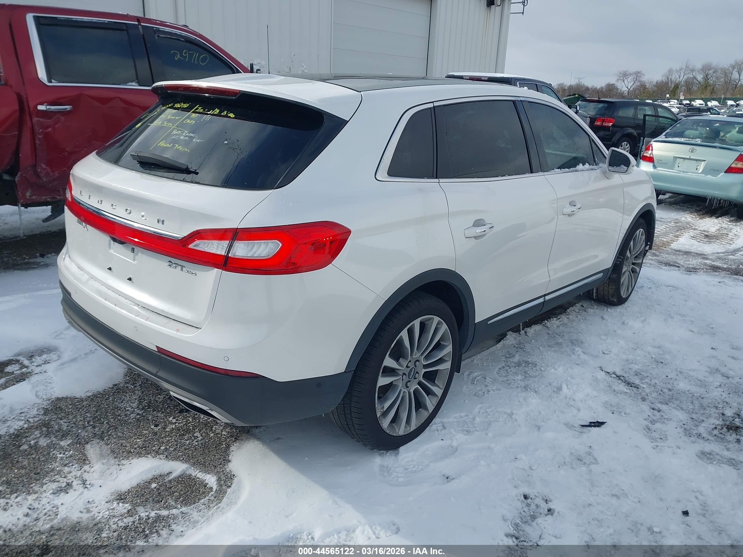 2018 Lincoln Mkx Reserve White vin: 2LMPJ8LP4JBL34972