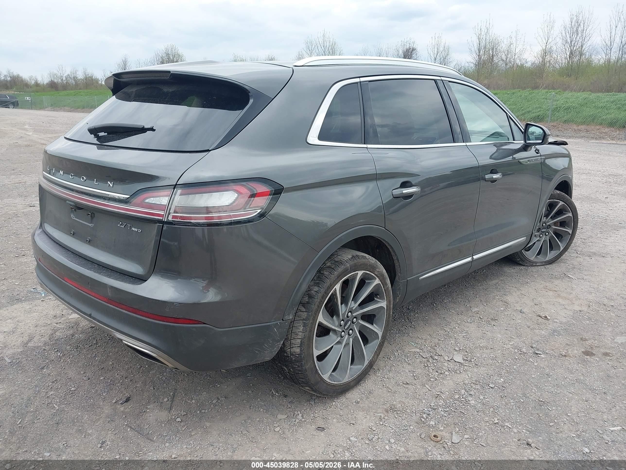 2019 Lincoln Nautilus Reserve Gray vin: 2LMPJ8LP7KBL28066