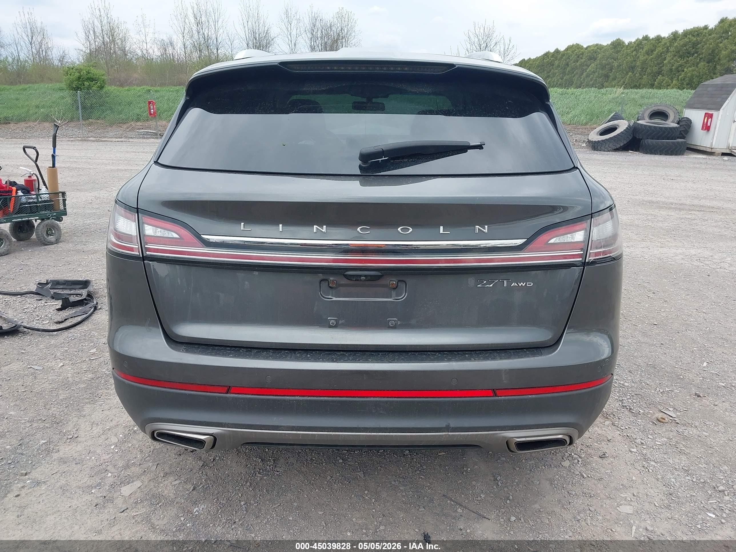 2019 Lincoln Nautilus Reserve Gray vin: 2LMPJ8LP7KBL28066
