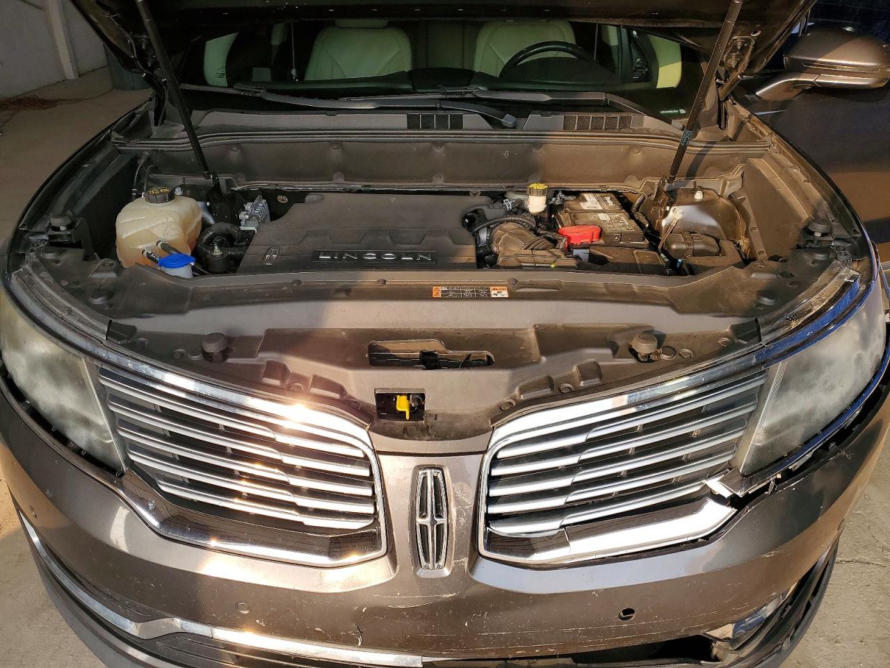 2017 Lincoln Mkx Reserve Gray vin: 2LMPJ8LR0HBL35628