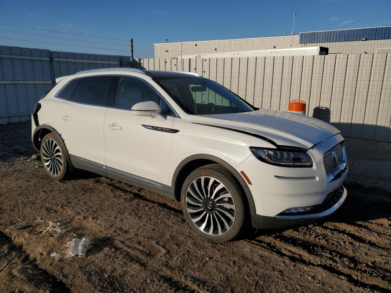2021 Lincoln Nautilus Black Label White vin: 2LMPJ9JP6MBL00237