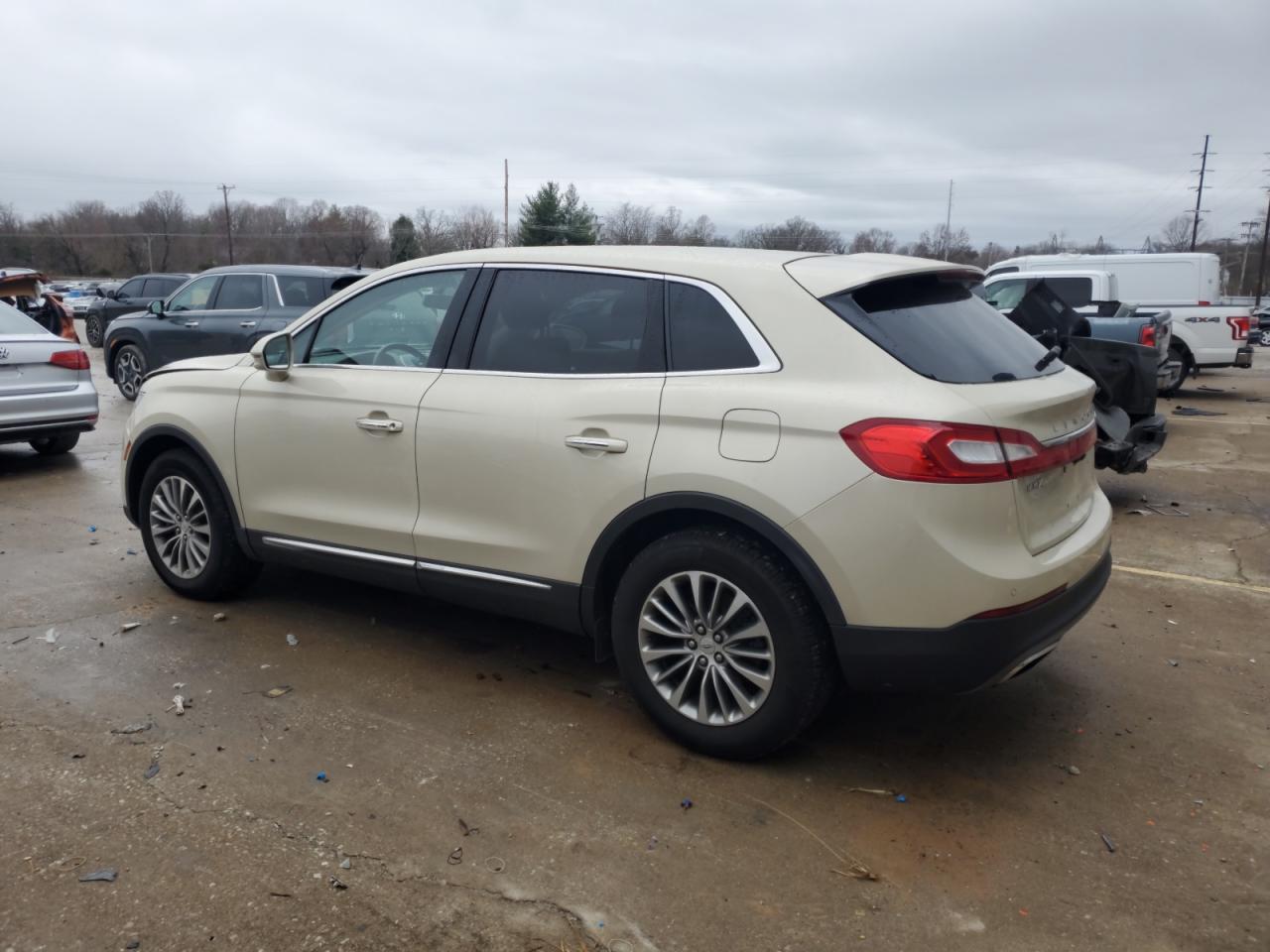 2016 Lincoln Mkx Select Cream vin: 2LMTJ6KP9GBL79242
