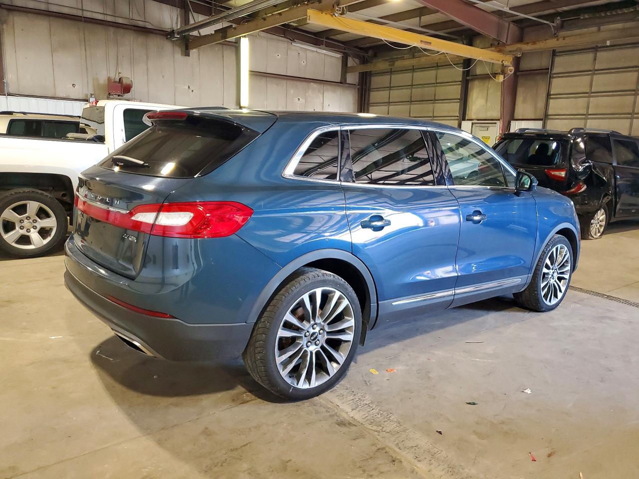 2016 Lincoln Mkx Reserve Blue vin: 2LMTJ8LP4GBL38012