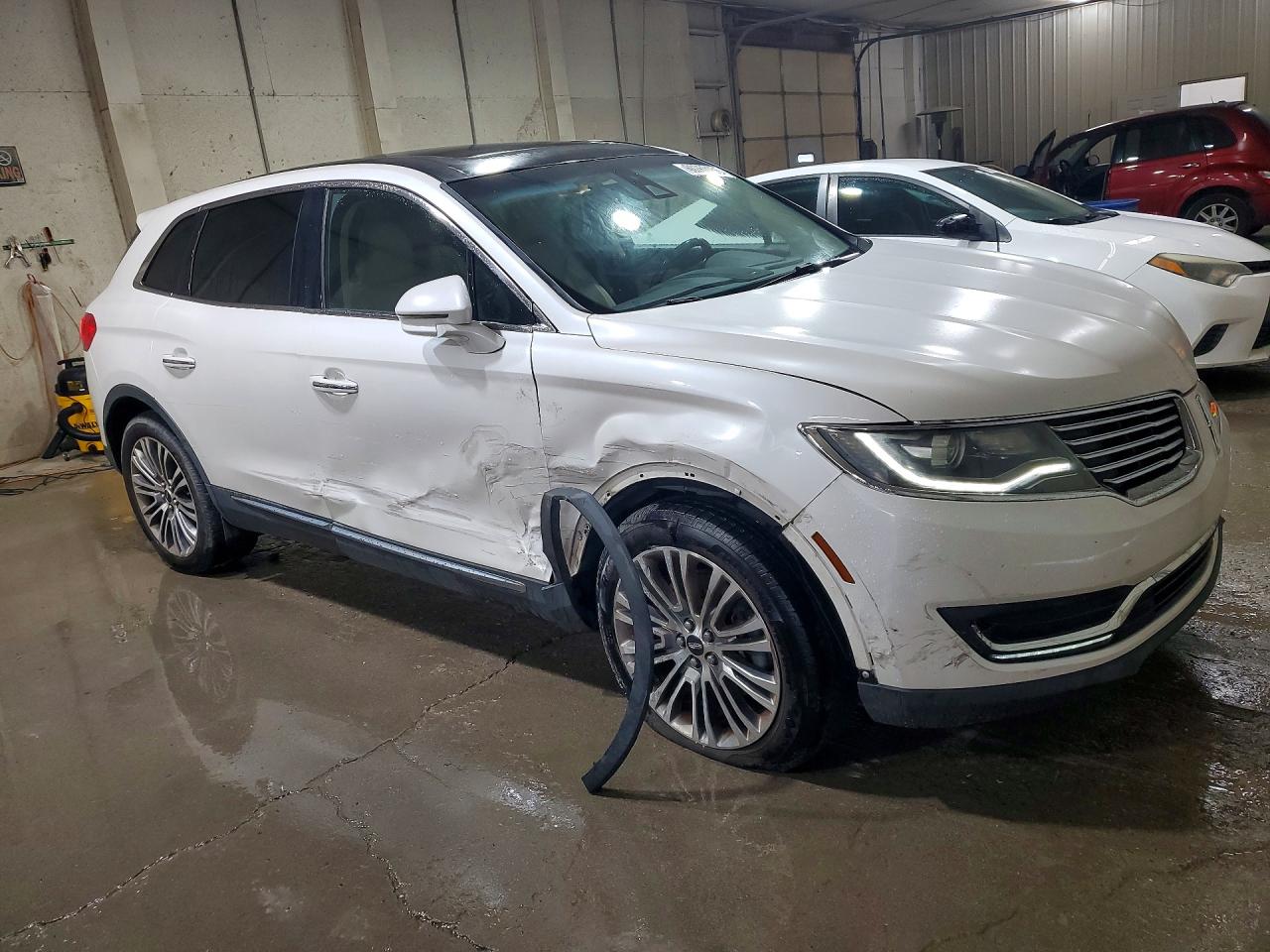 2016 Lincoln Mkx Reserve White vin: 2LMTJ8LR8GBL43490