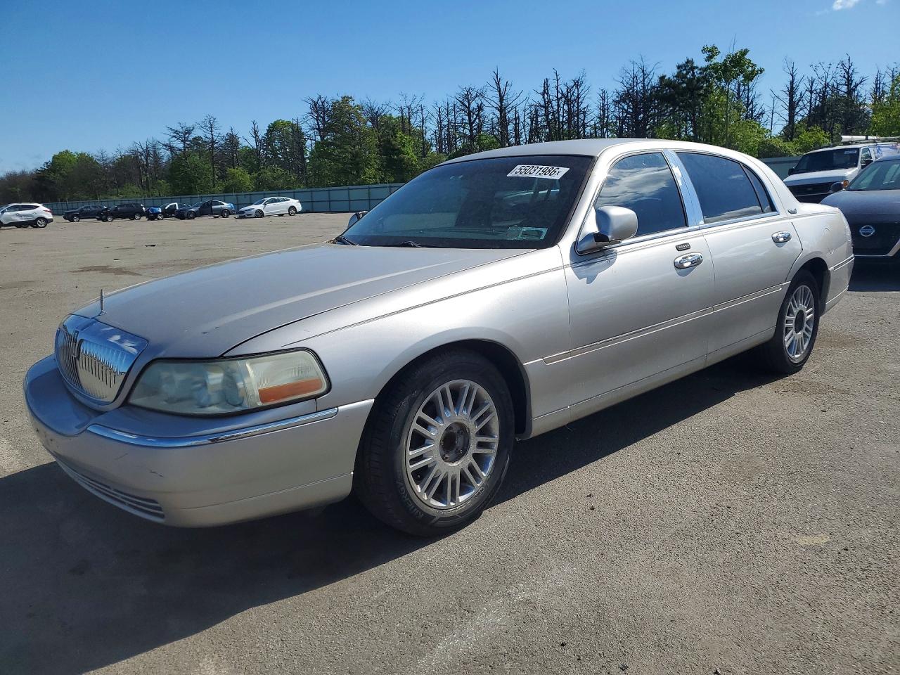 2010 Lincoln Town Car Signature Limited Tan vin: 2LNBL8CV0AX752706
