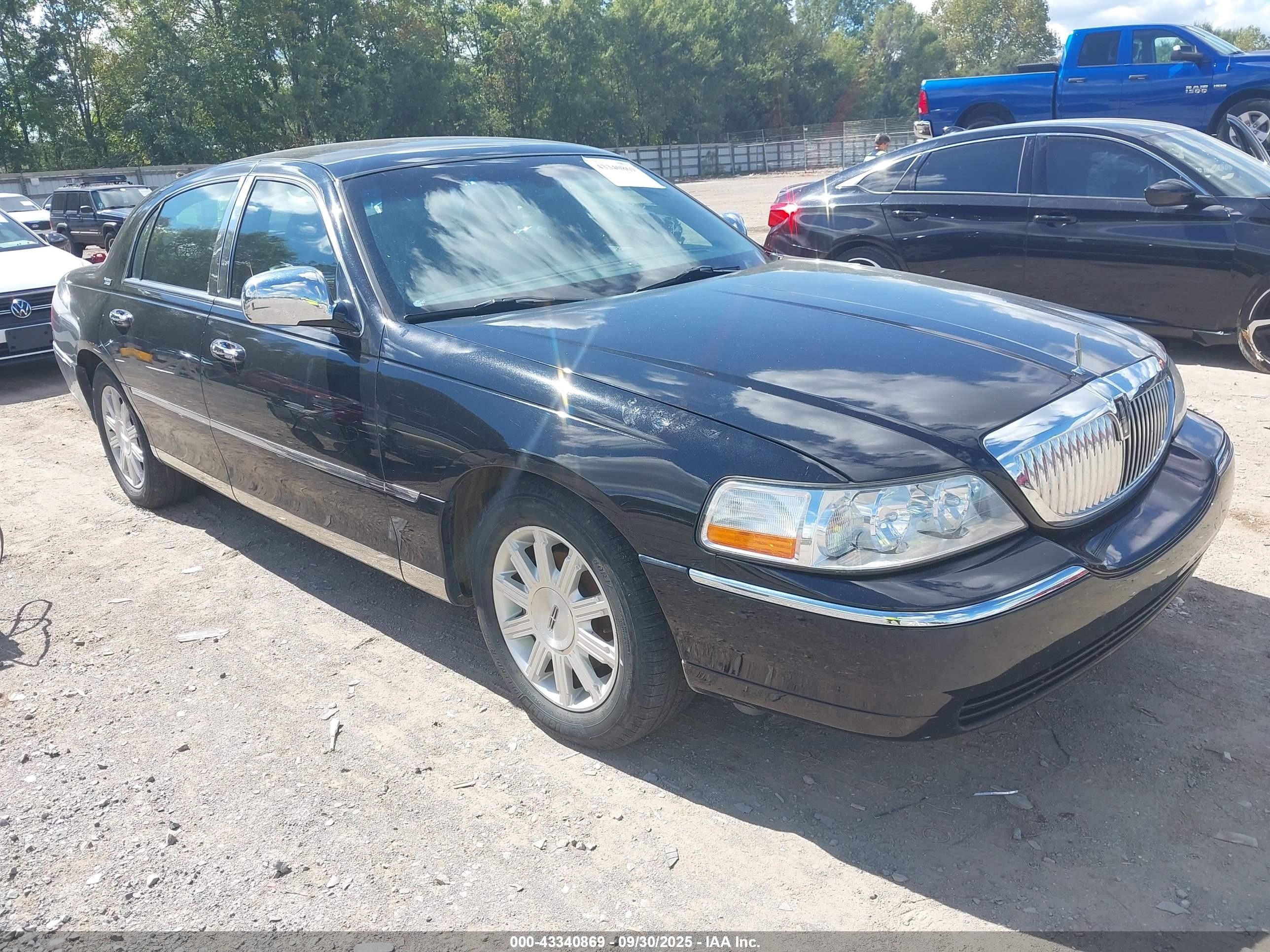 2LNBL8CV3AX615582