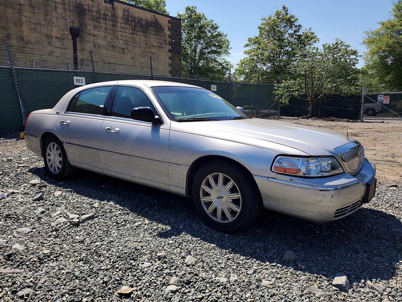 2010 Lincoln Town Car Signature Limited Beige vin: 2LNBL8CV3AX623908