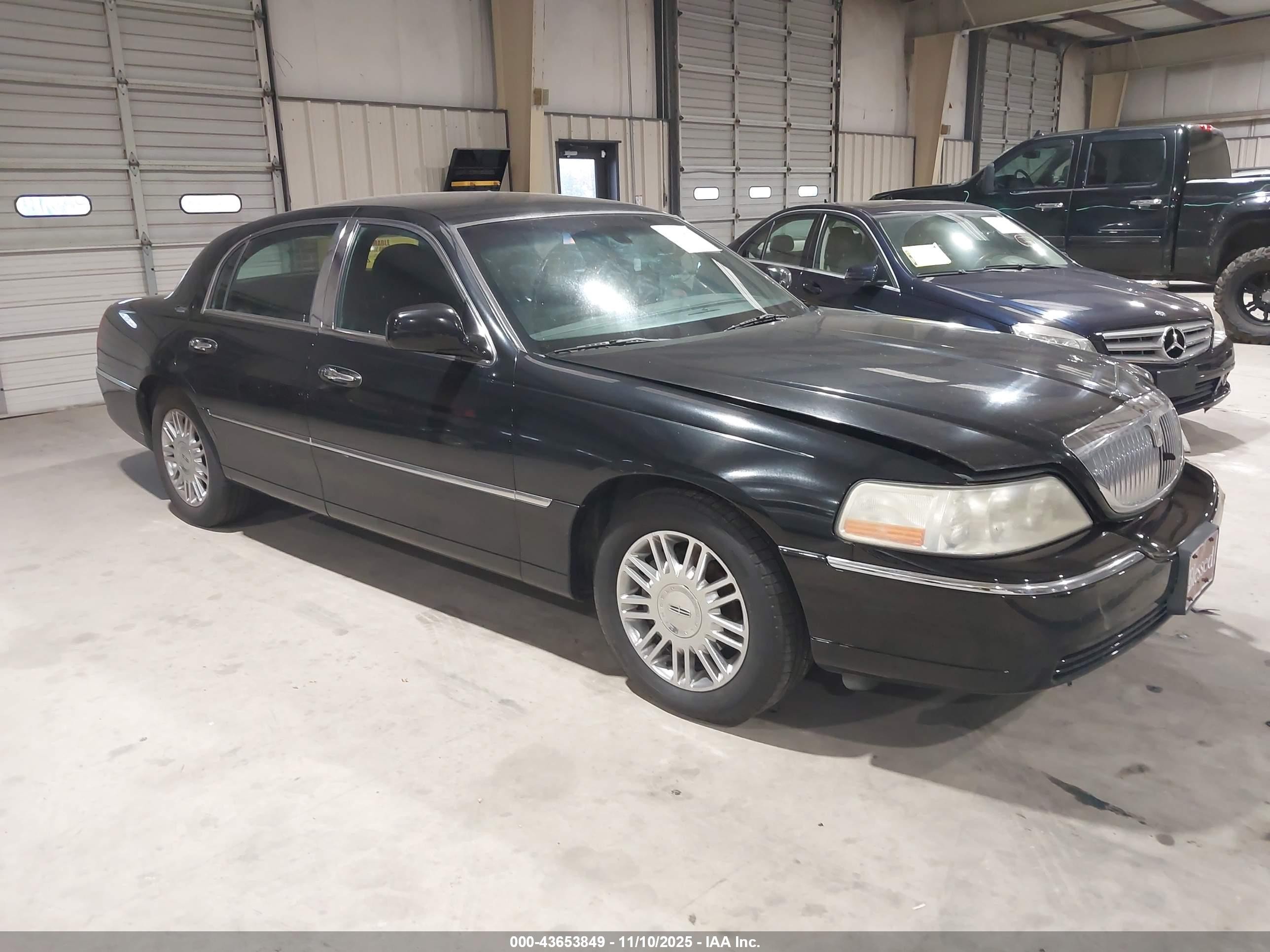 2LNBL8CV3AX753056