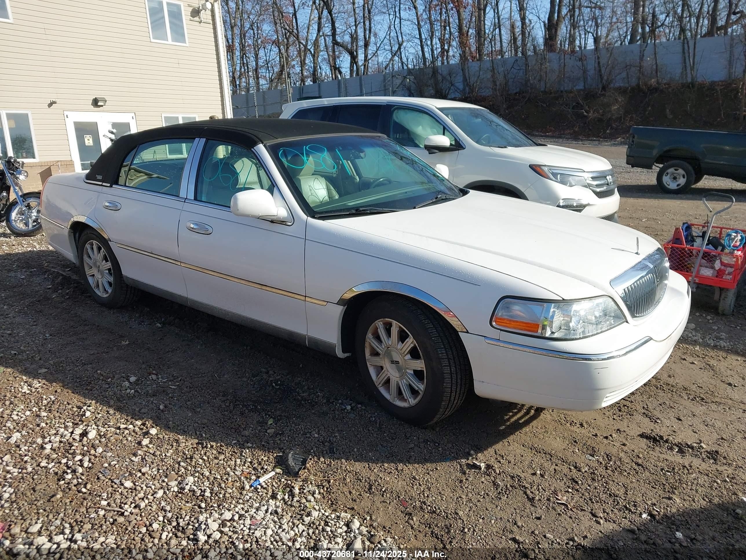 2LNBL8CV7AX615844