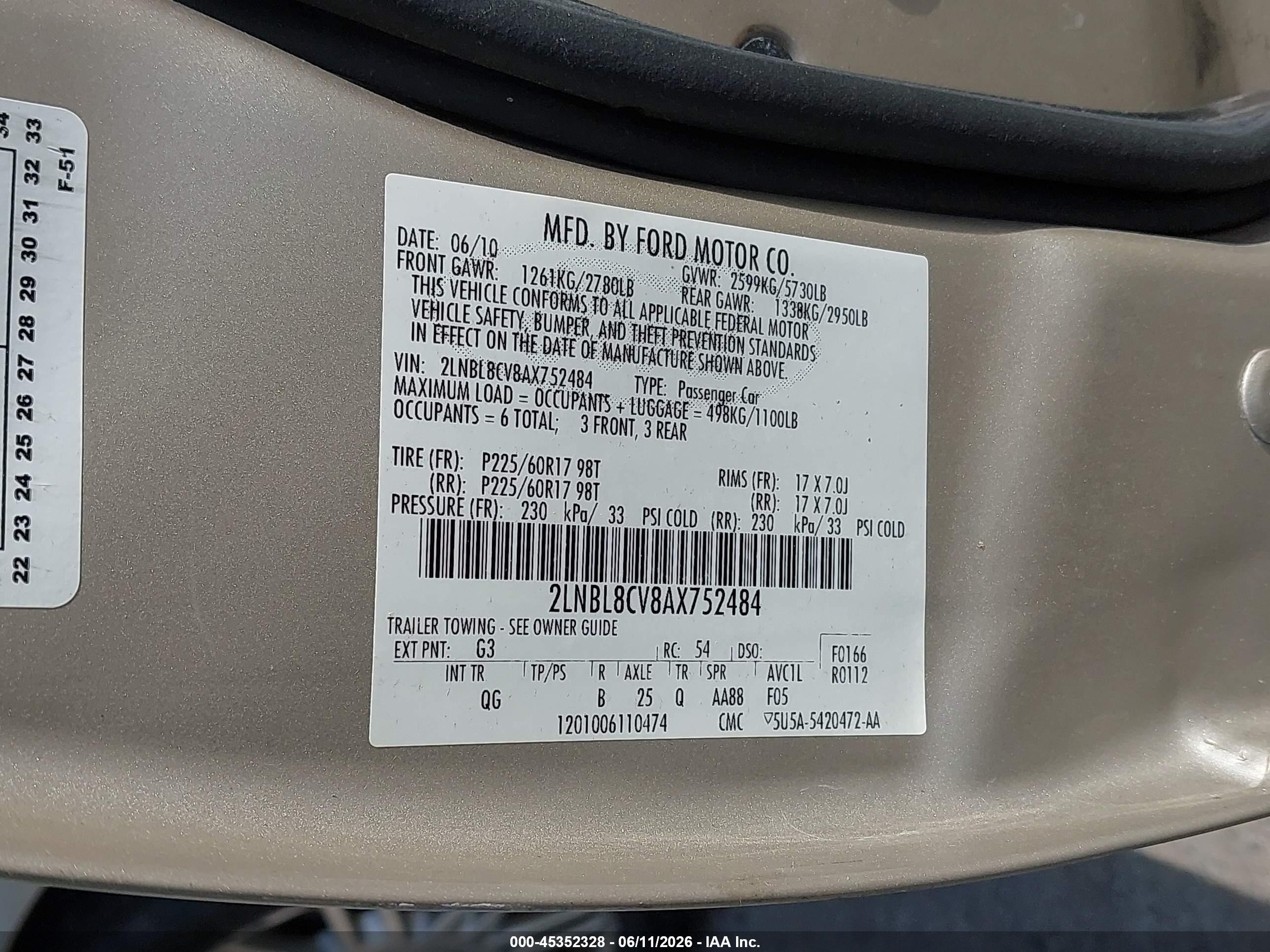2010 Lincoln Town Car Signature Limited Золотой vin: 2LNBL8CV8AX752484