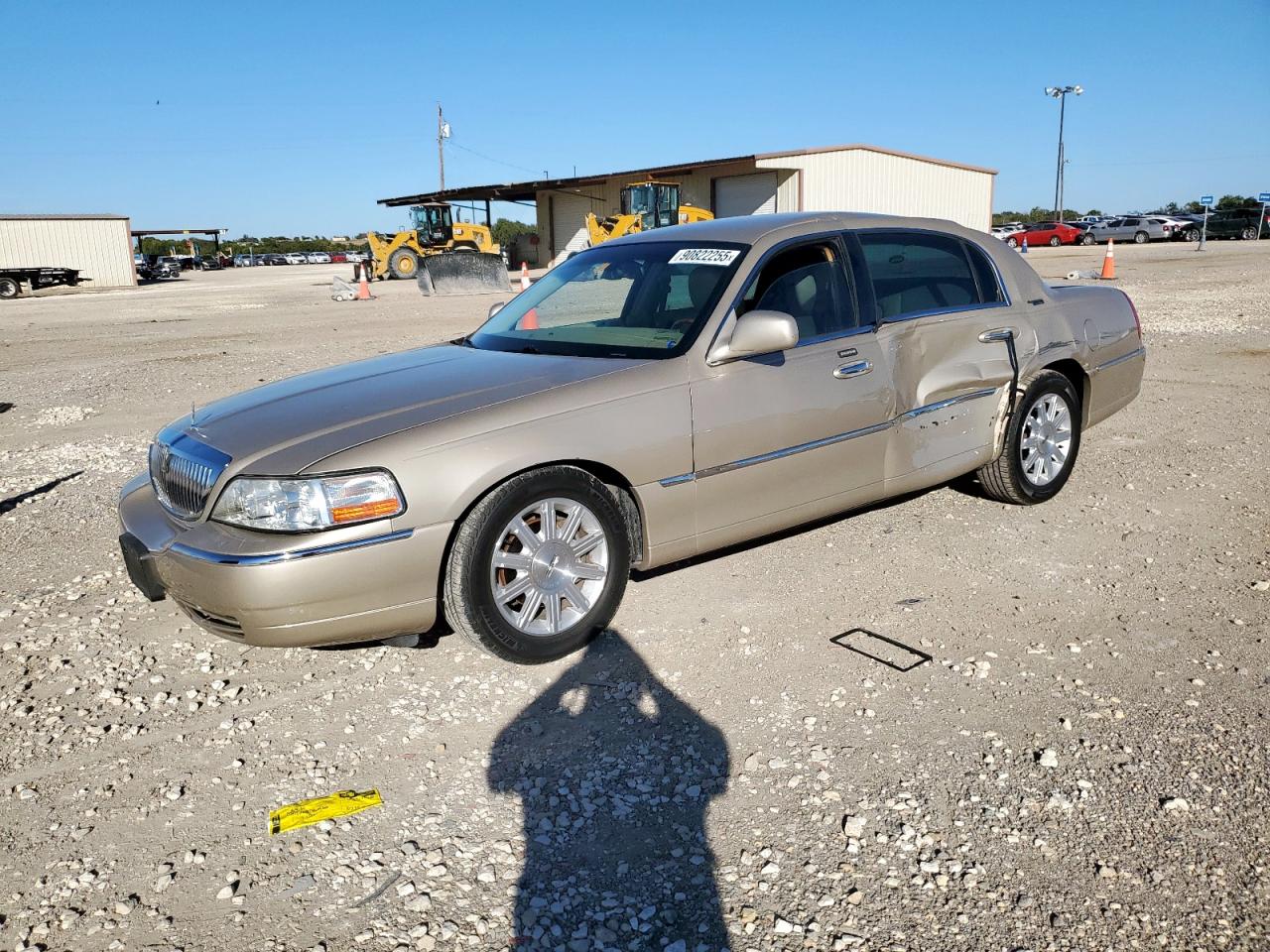 2LNBL8CV8BX751935