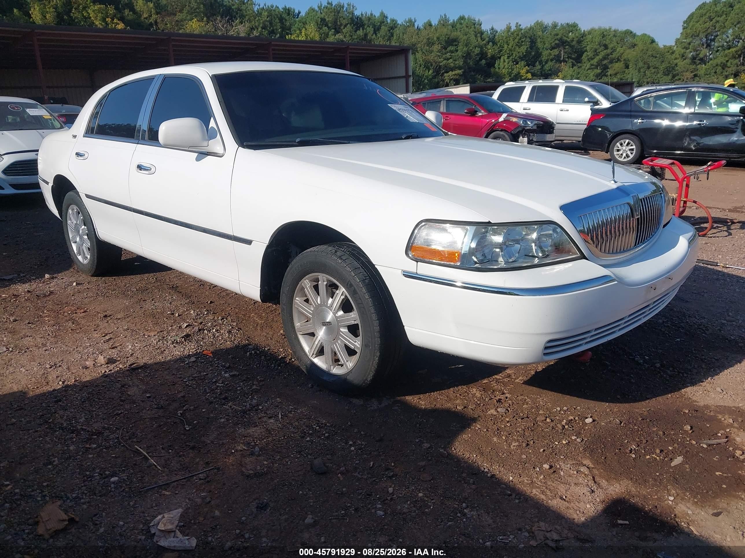 2LNBL8CV8BX752826