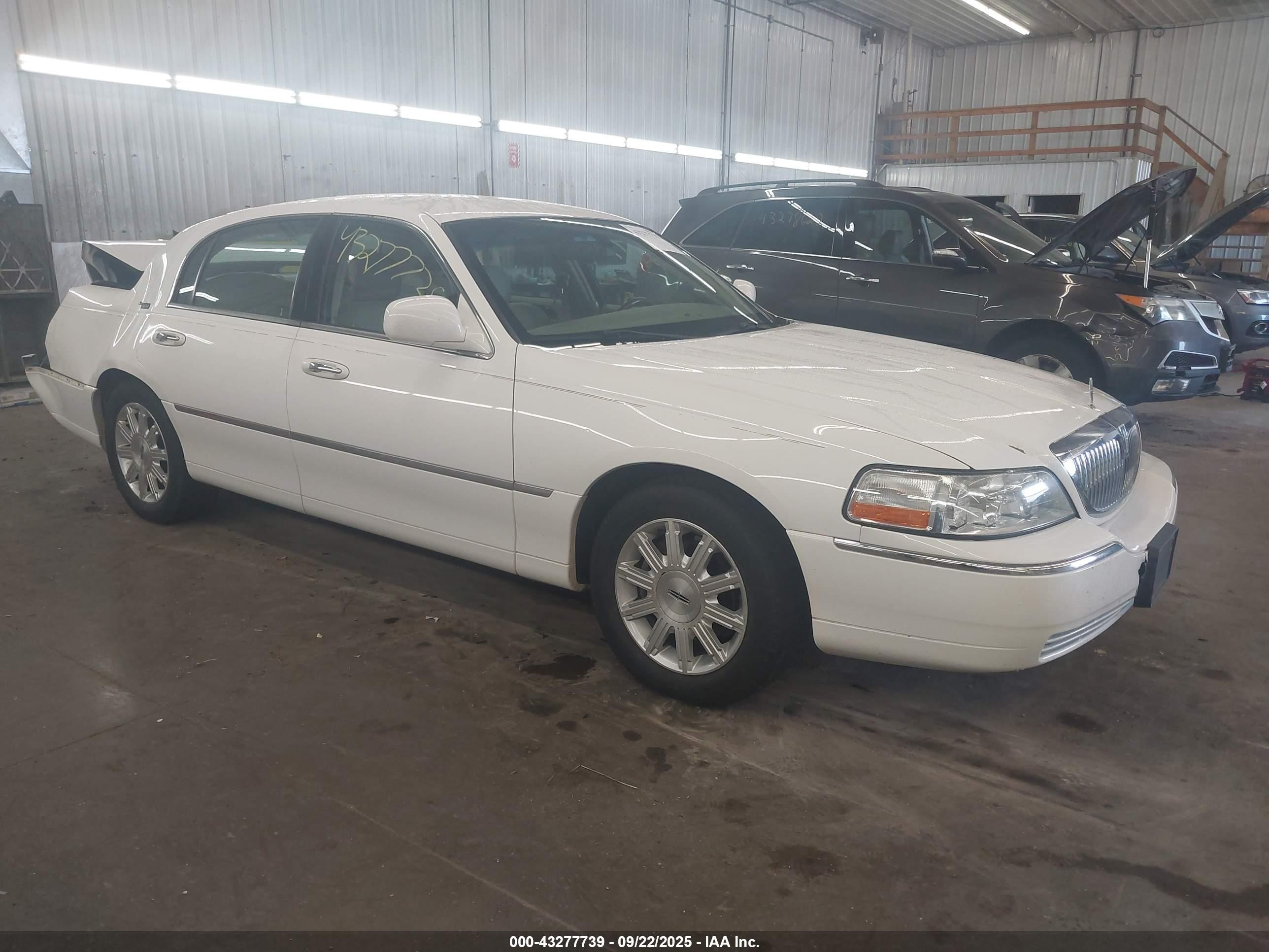 2LNBL8CV9AX615800