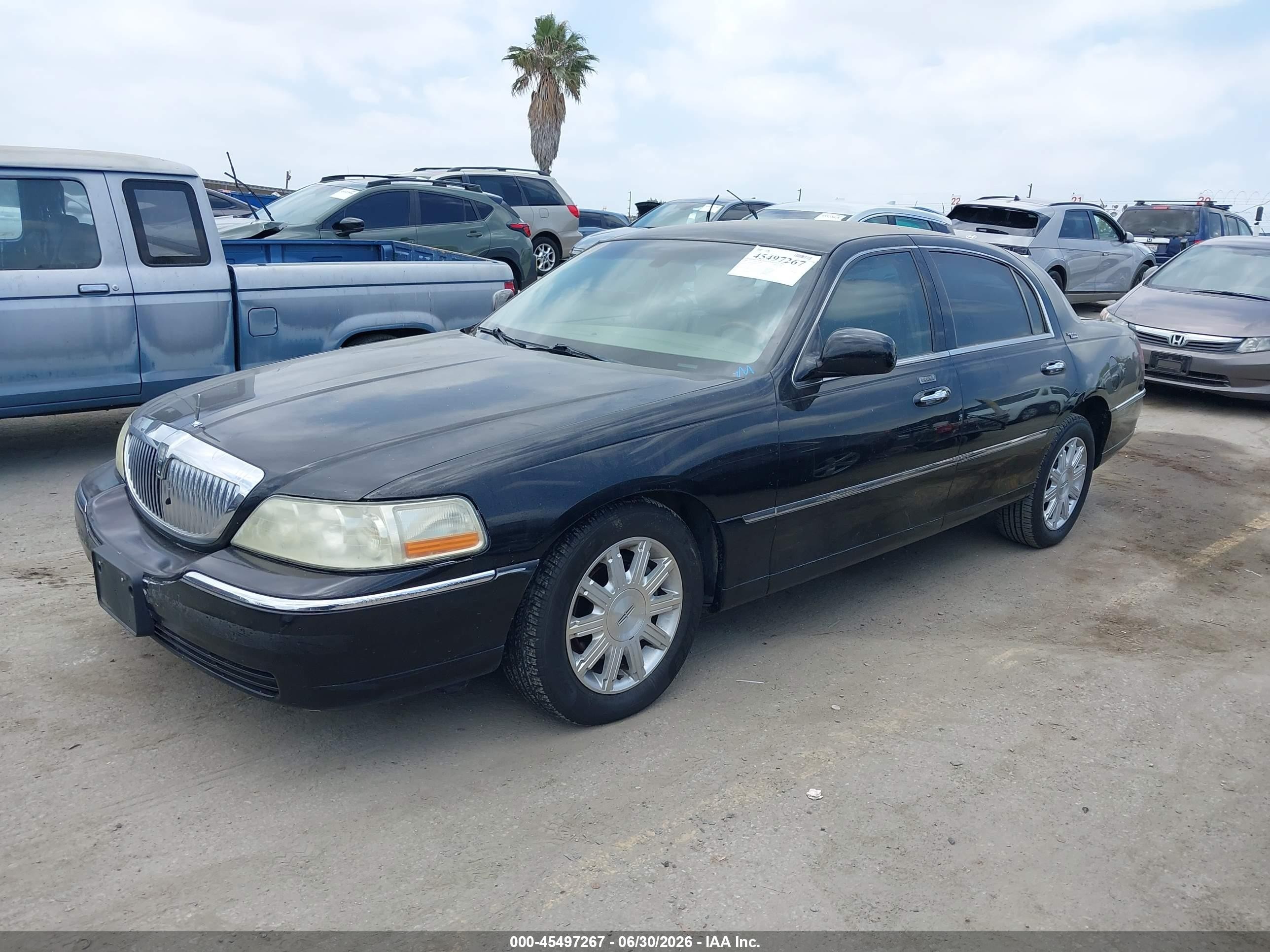 2011 Lincoln Town Car Signature Limited Black vin: 2LNBL8CV9BX751717