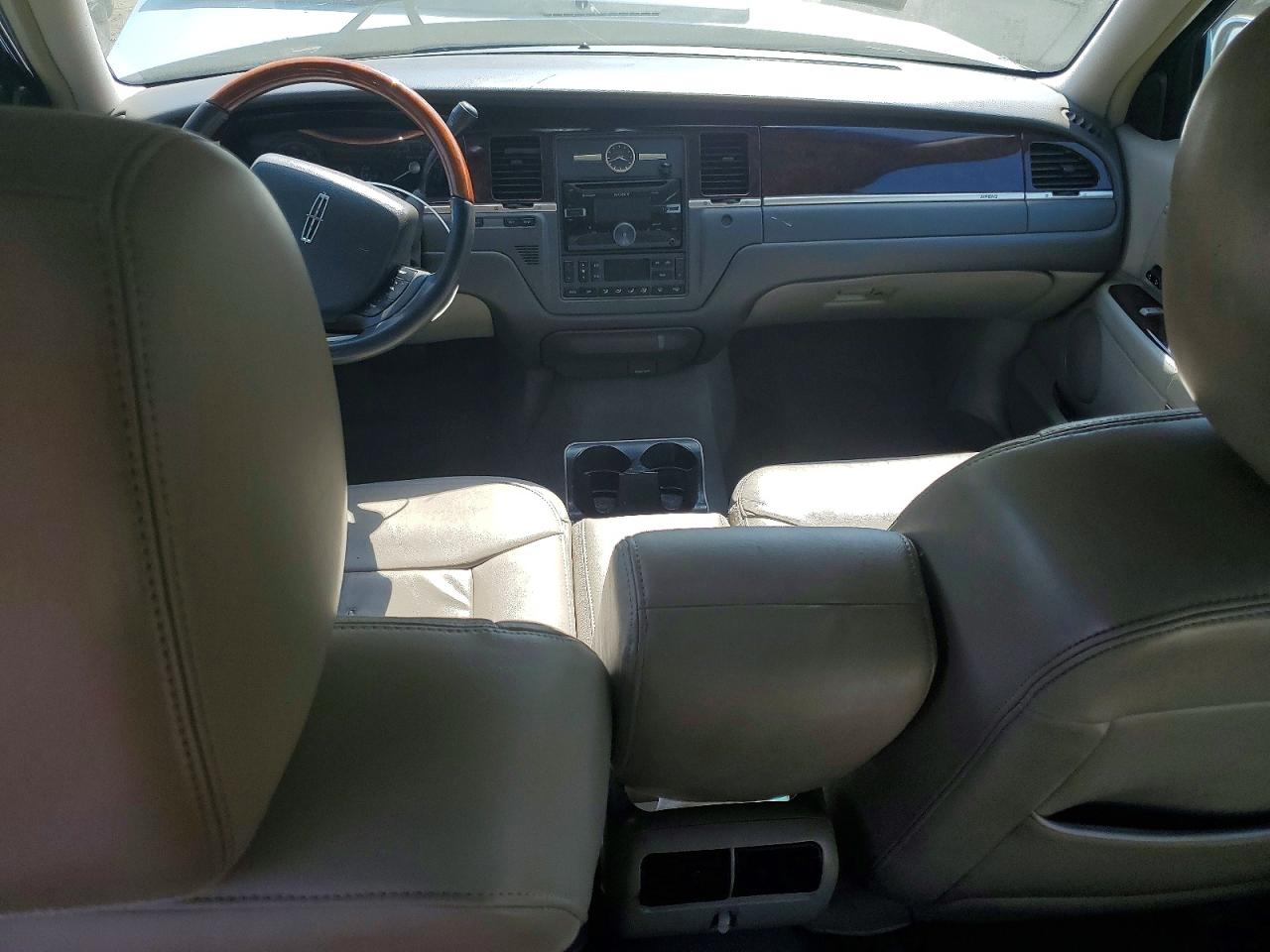 2011 Lincoln Town Car Signature Limited Синий vin: 2LNBL8CVXBX761074