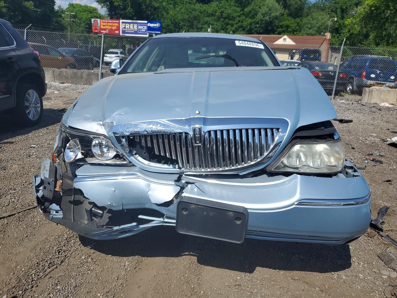 2011 Lincoln Town Car Signature Limited Синий vin: 2LNBL8CVXBX761074