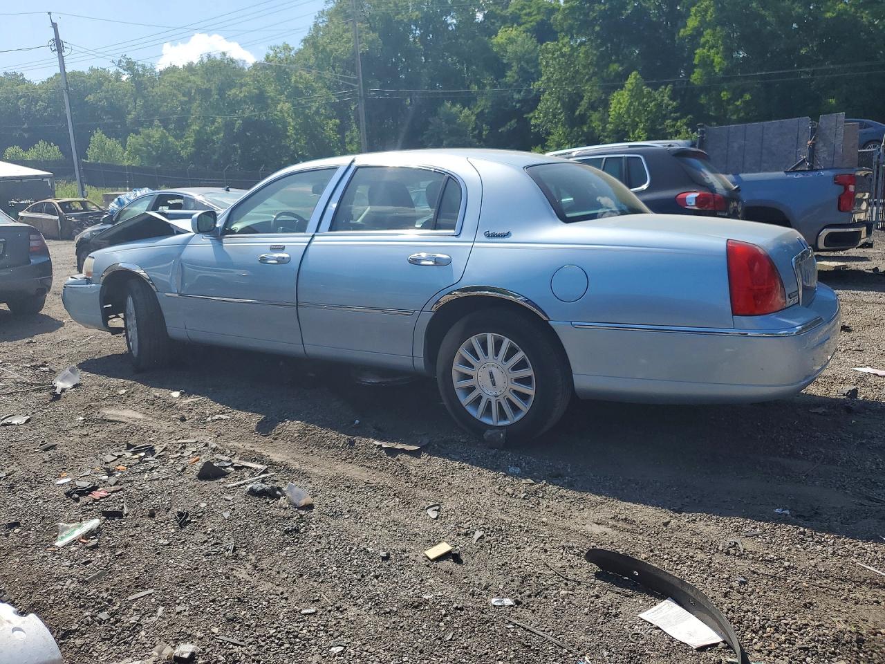 2011 Lincoln Town Car Signature Limited Синий vin: 2LNBL8CVXBX761074