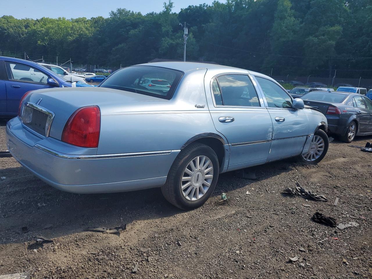 2011 Lincoln Town Car Signature Limited Синий vin: 2LNBL8CVXBX761074