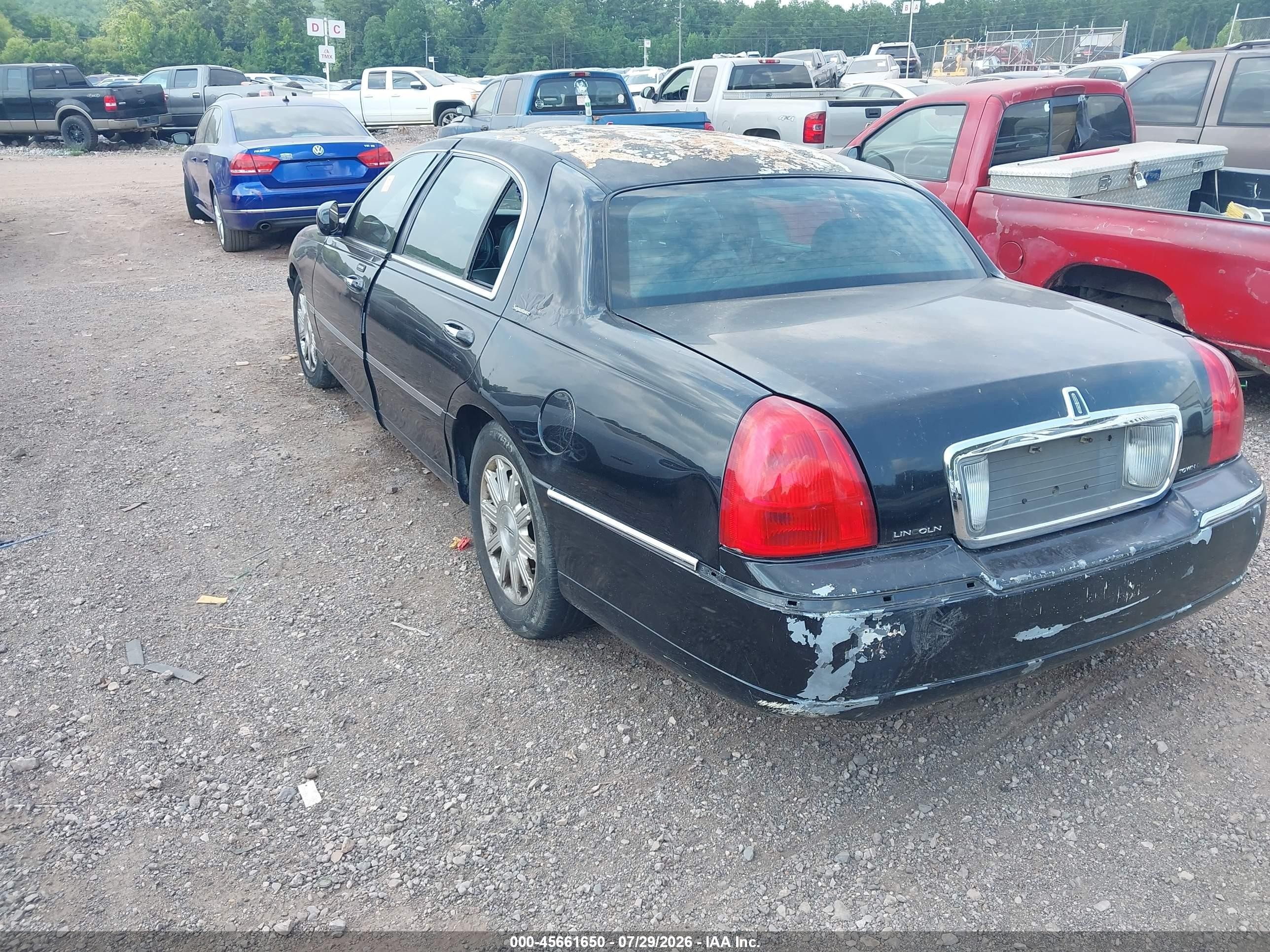 2010 Lincoln Town Car Signature L Black vin: 2LNBL8FV9AX750254