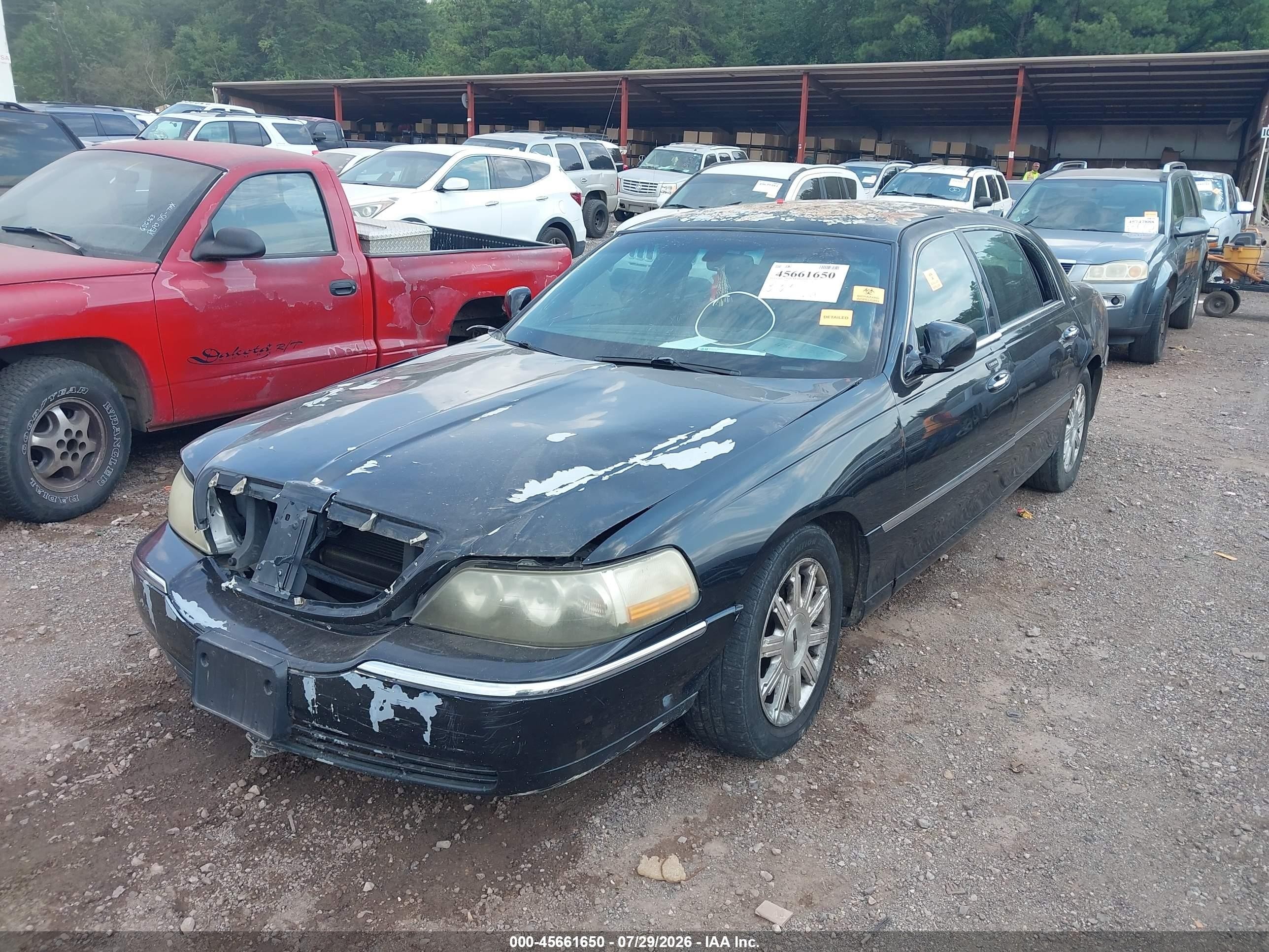 2010 Lincoln Town Car Signature L Black vin: 2LNBL8FV9AX750254