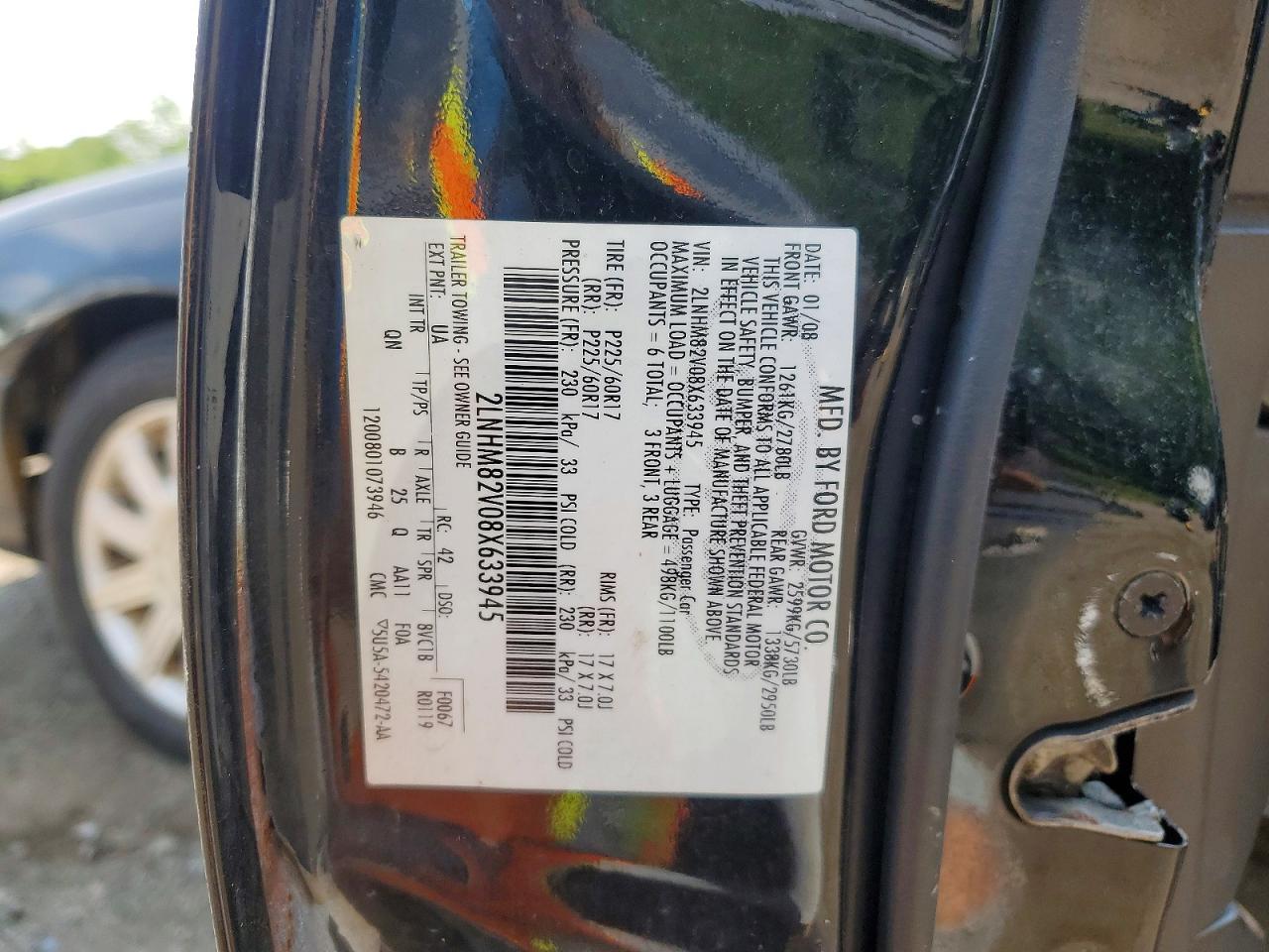 2008 Lincoln Town Car Black vin: 2LNHM82V08X633945