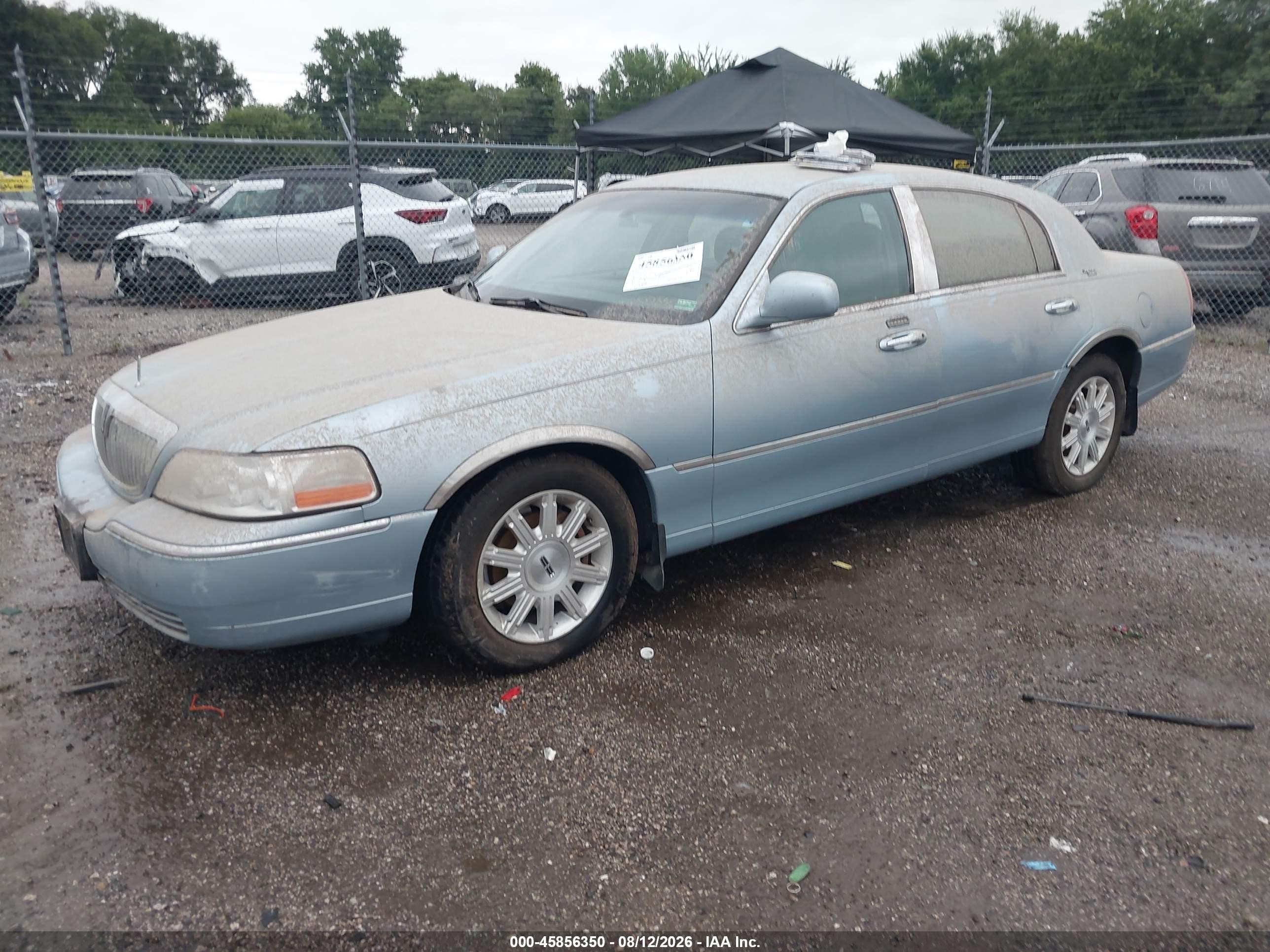 2009 Lincoln Town Car Signature Limited Blue vin: 2LNHM82V49X631424