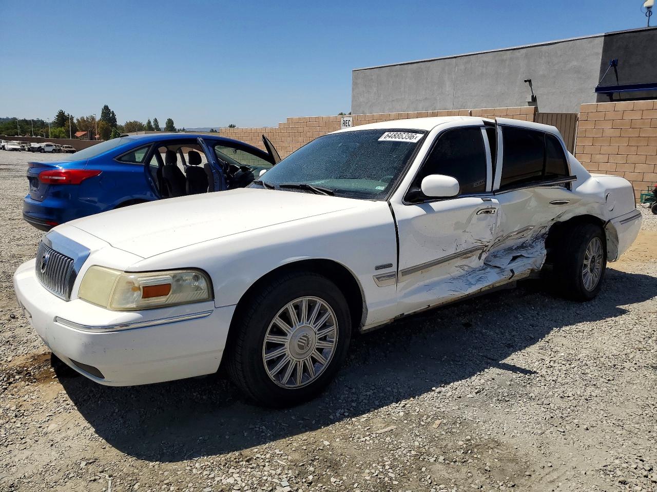 2010 Mercury Grand Marquis Ls White vin: 2MEBM7FV1AX632564