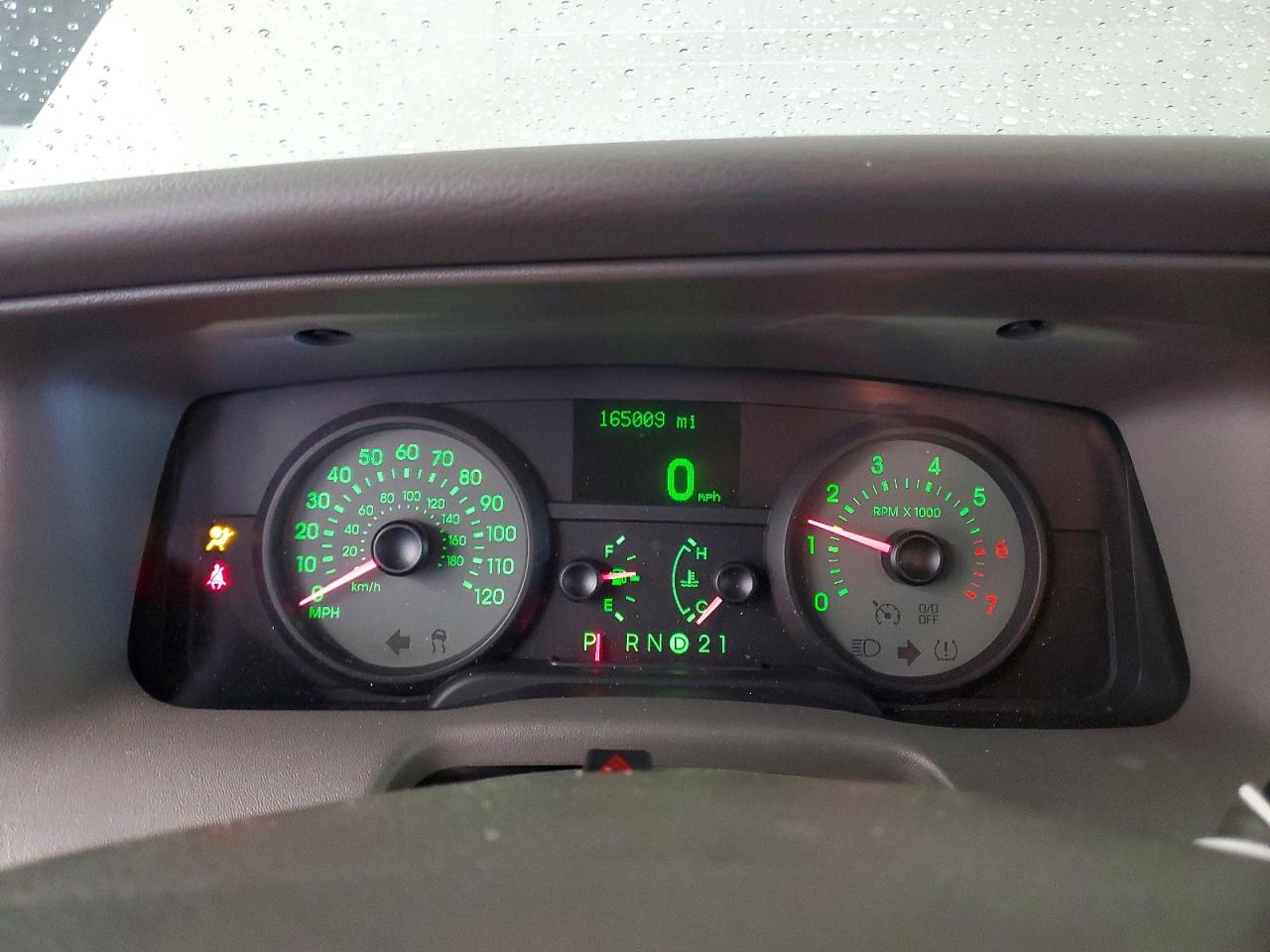 2010 Mercury Grand Marquis Ls Silver vin: 2MEBM7FV2AX600867