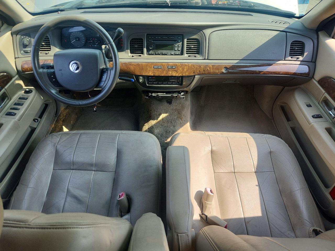 2010 Mercury Grand Marquis Ls Silver vin: 2MEBM7FV2AX636994