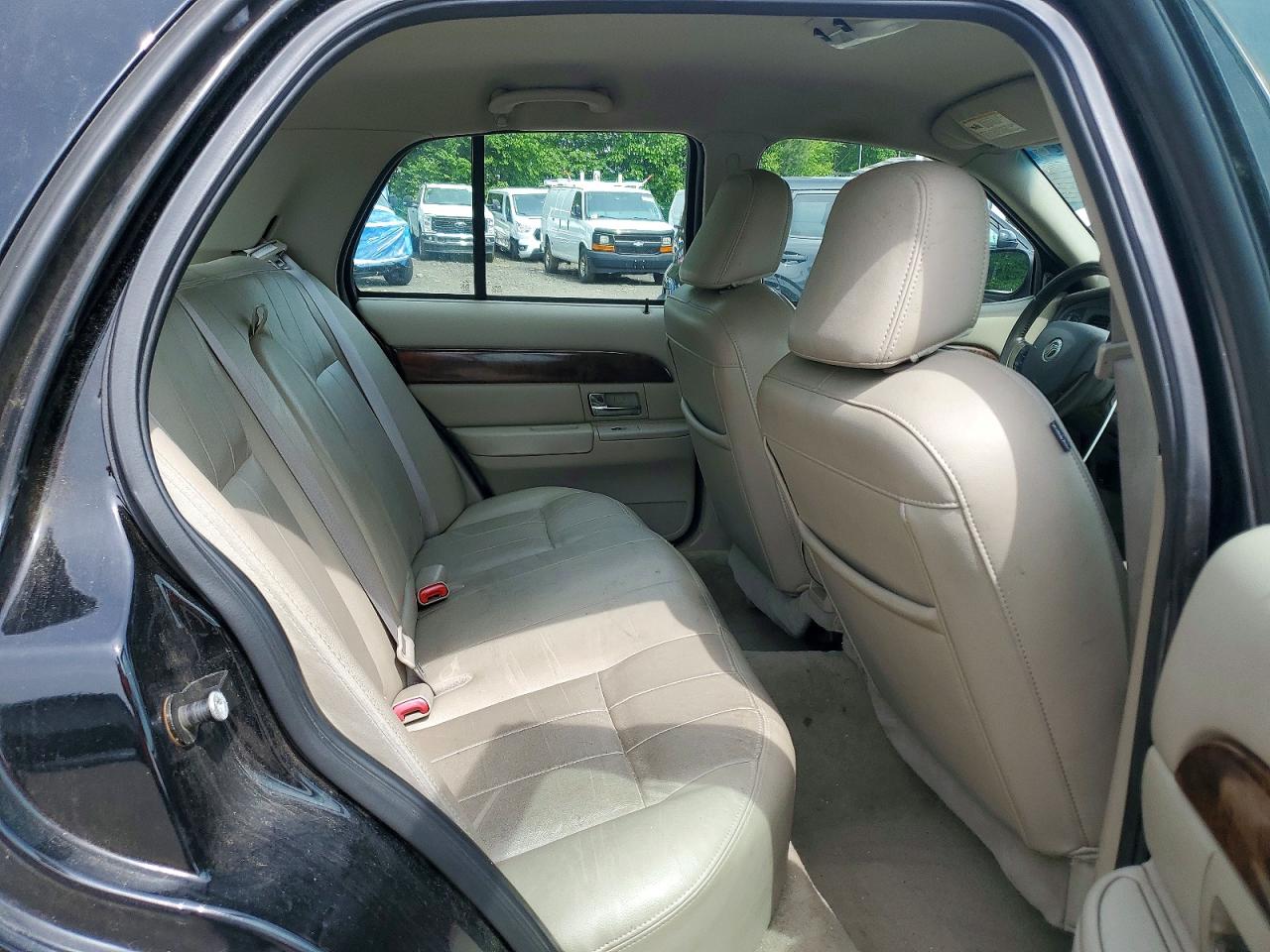 2010 Mercury Grand Marquis Ls Black vin: 2MEBM7FV3AX600196