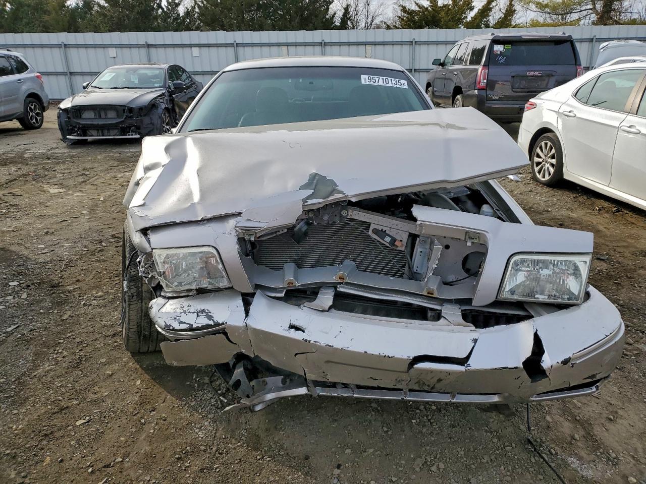 2010 Mercury Grand Marquis Ls Silver vin: 2MEBM7FV3AX602255