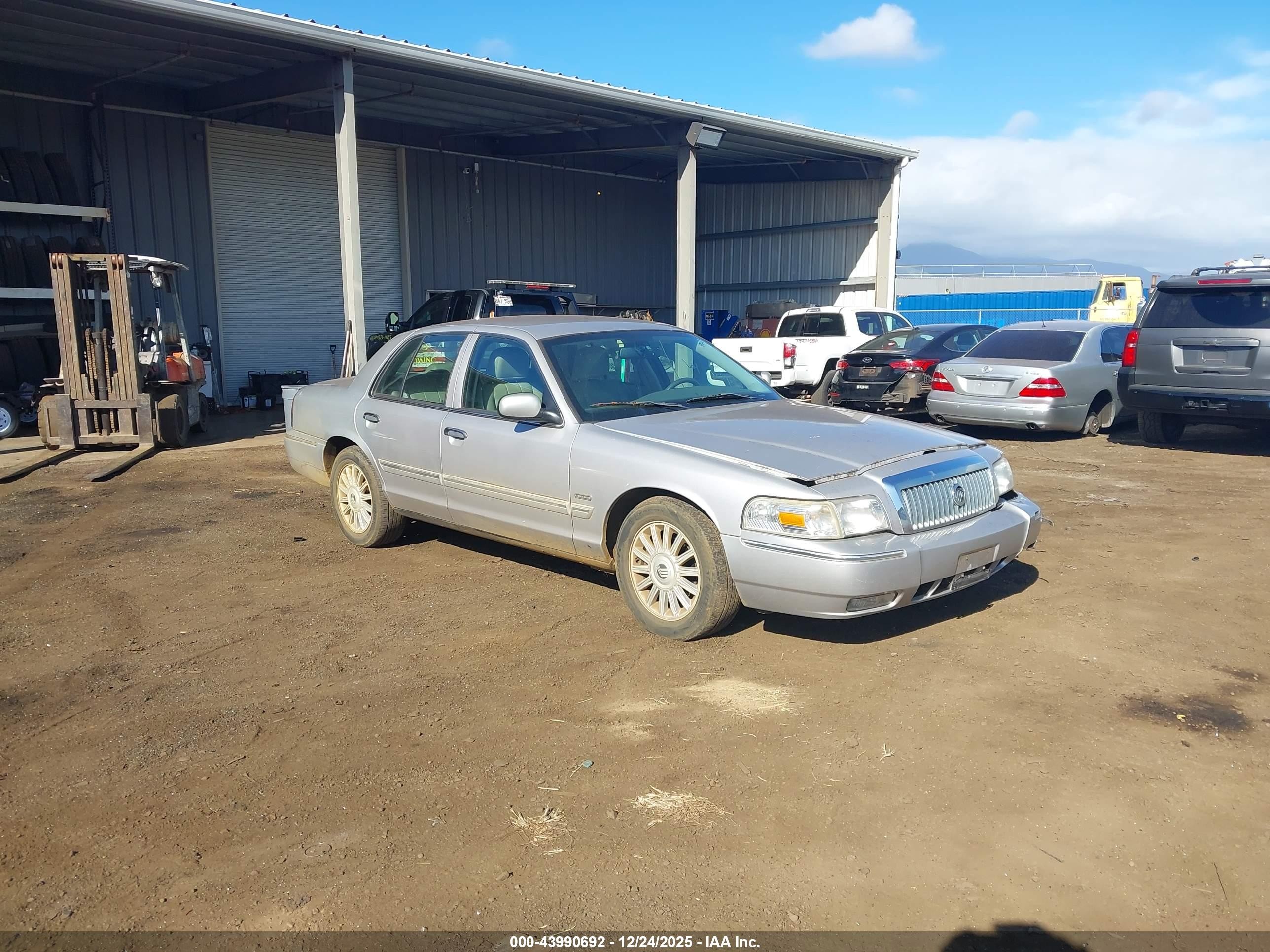 2MEBM7FV4AX610199
