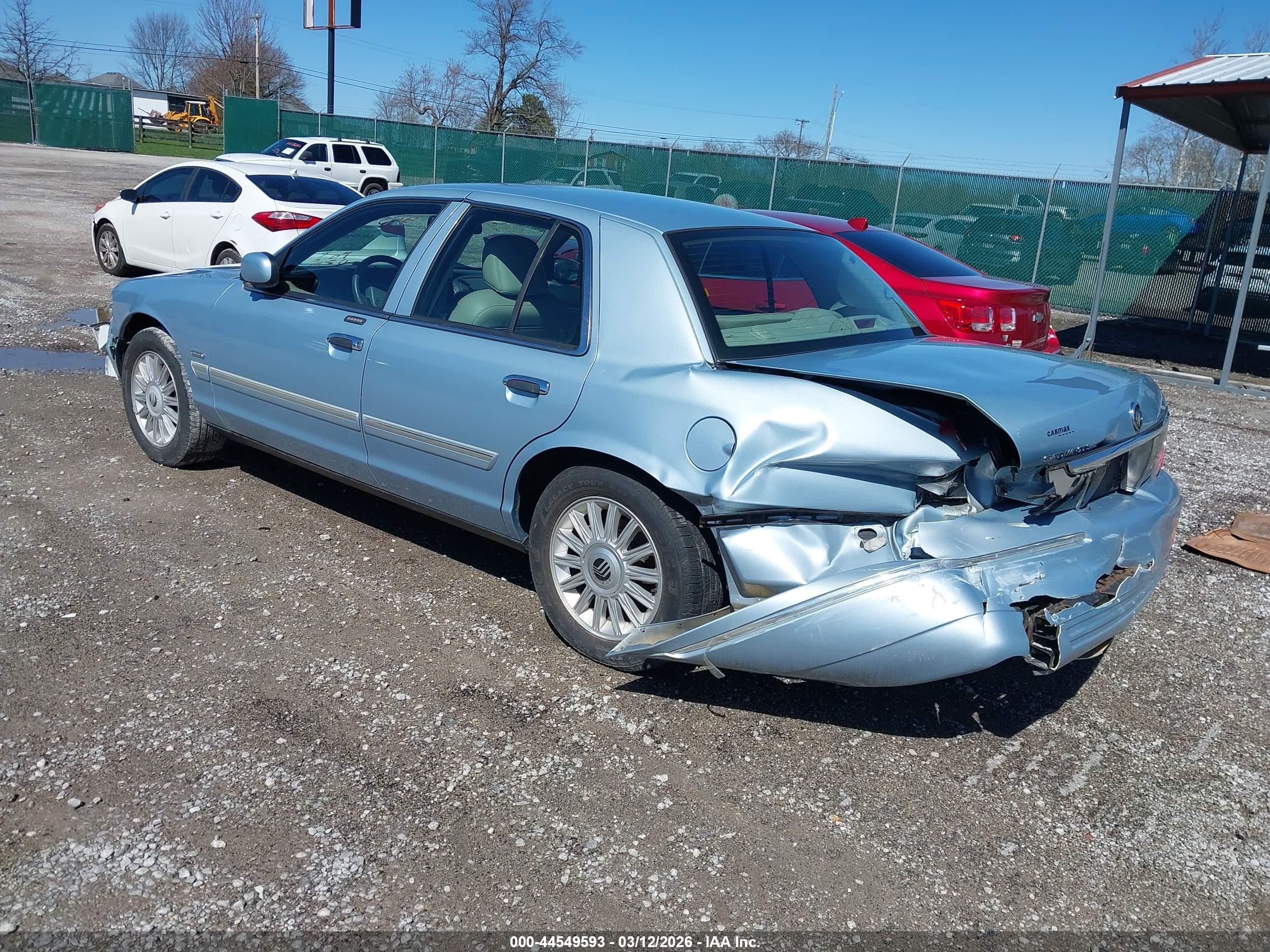 2010 Mercury Grand Marquis Ls (fleet Only) Blue vin: 2MEBM7FV4AX633790