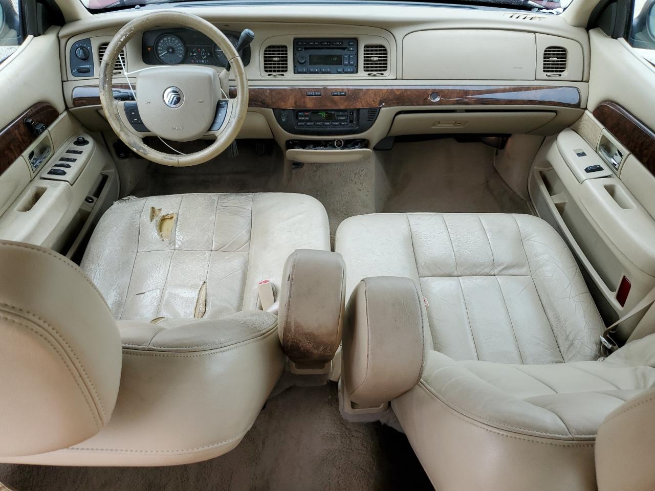 2010 Mercury Grand Marquis Ls Burgundy vin: 2MEBM7FV6AX605554
