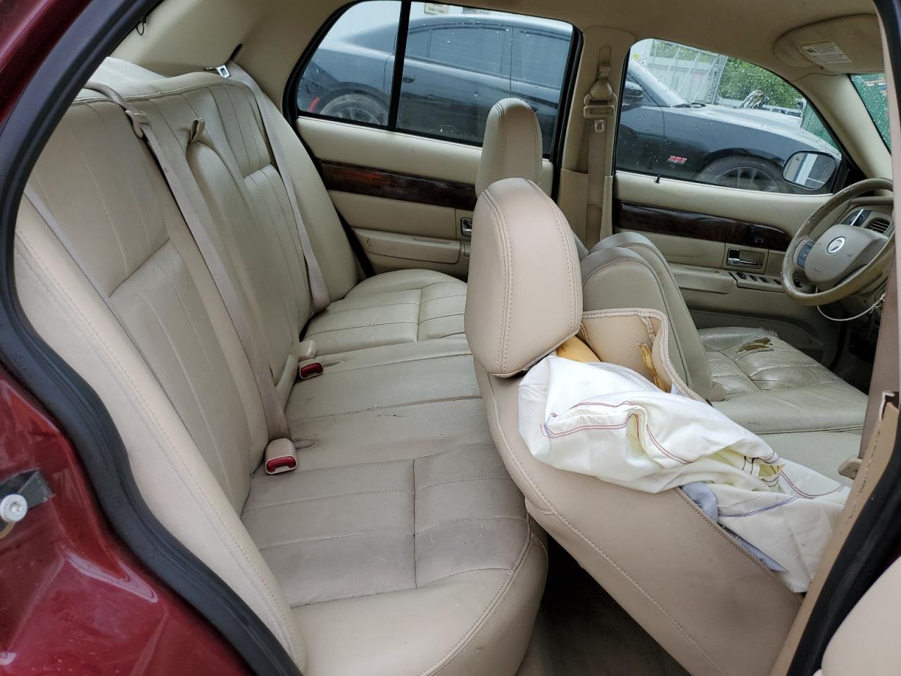2010 Mercury Grand Marquis Ls Burgundy vin: 2MEBM7FV6AX605554