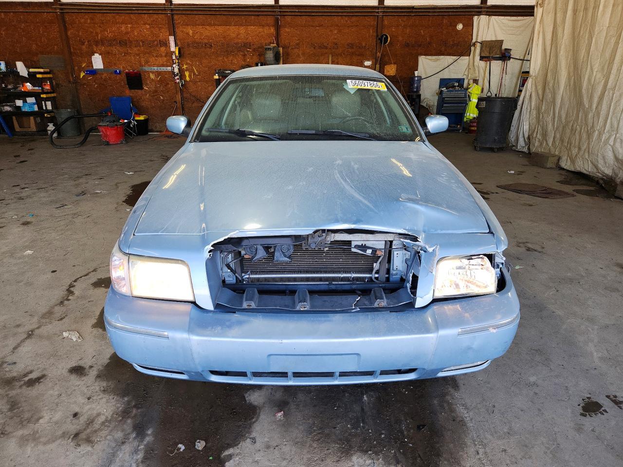 2011 Mercury Grand Marquis Ls Blue vin: 2MEBM7FV6BX600114