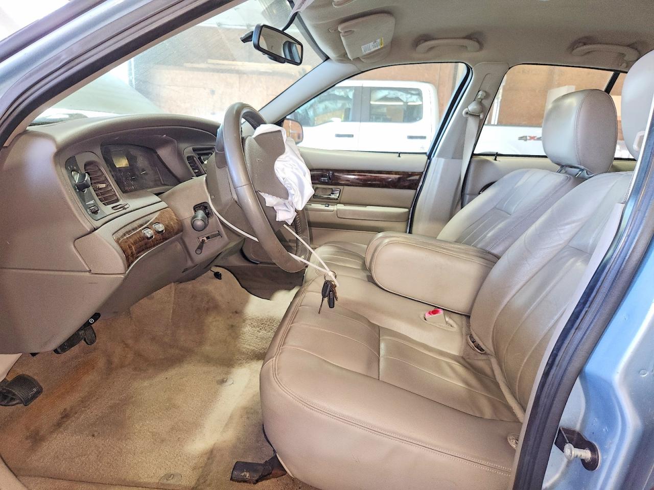 2011 Mercury Grand Marquis Ls Blue vin: 2MEBM7FV6BX600114