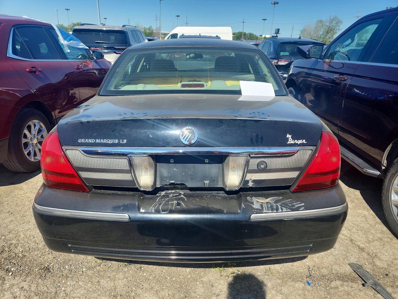 2011 Mercury Grand Marquis Ls Black vin: 2MEBM7FV6BX602316