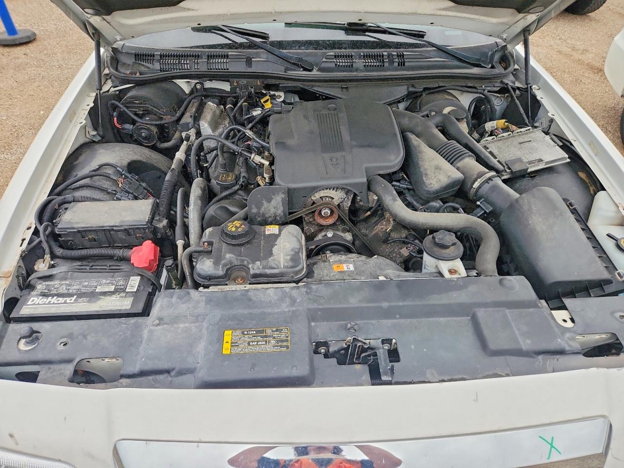 2011 Mercury Grand Marquis Ls Белый vin: 2MEBM7FV6BX609301