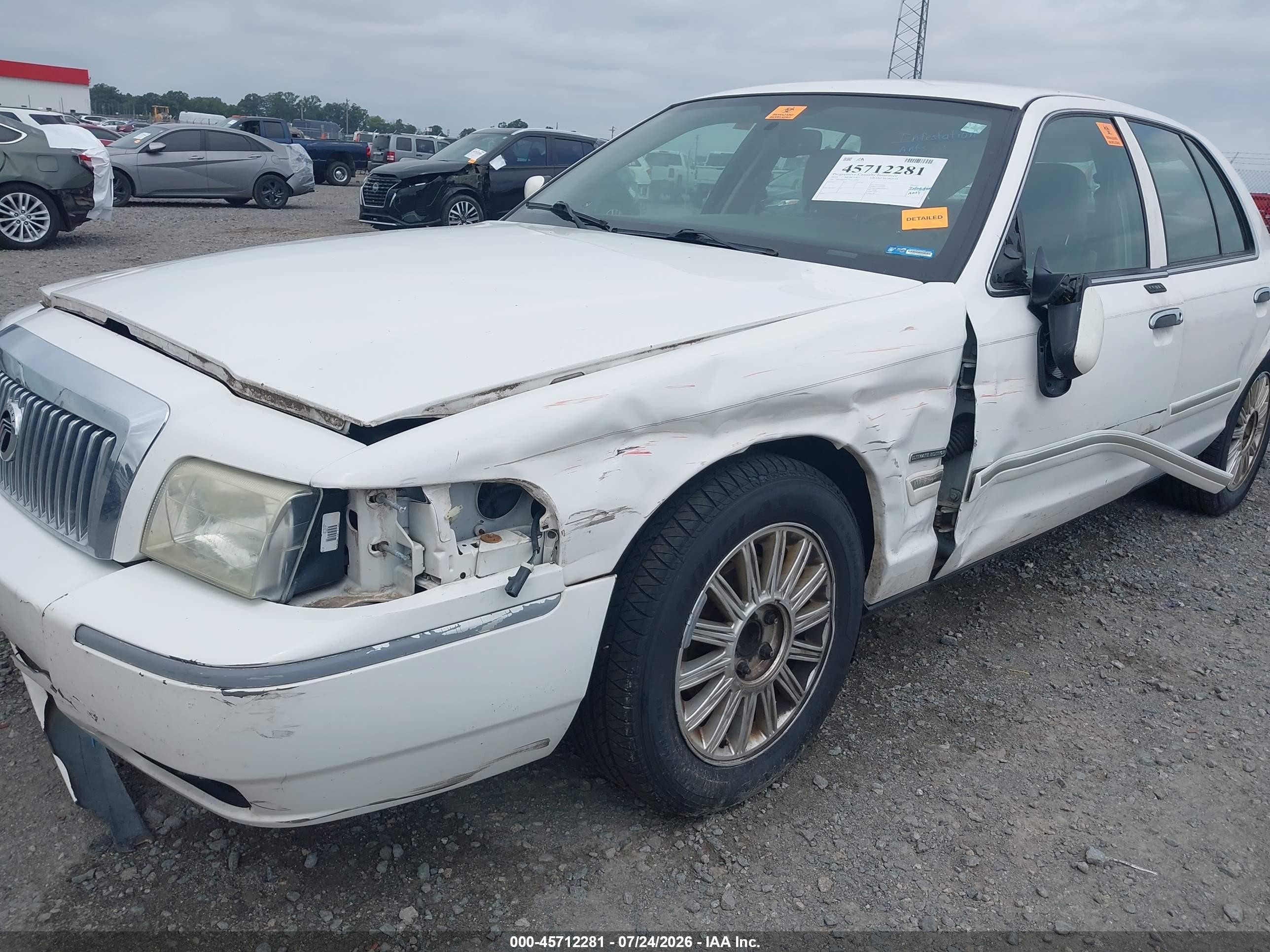 2010 Mercury Grand Marquis Ls (fleet Only) White vin: 2MEBM7FV7AX610097