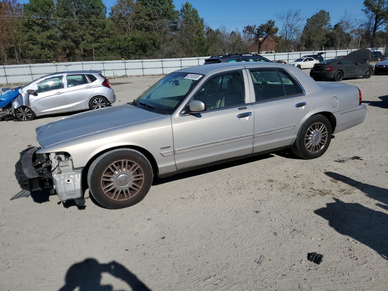 2010 Mercury Grand Marquis Ls Gray vin: 2MEBM7FV7AX612559