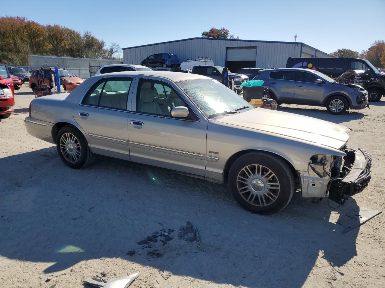 2010 Mercury Grand Marquis Ls Gray vin: 2MEBM7FV7AX612559
