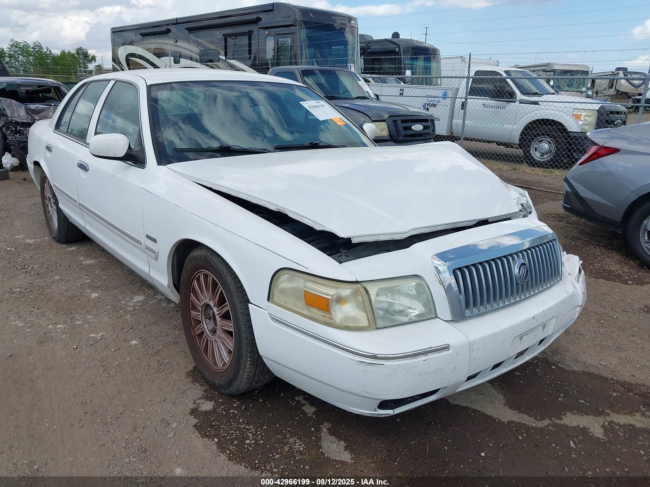 2MEBM7FV7AX615090